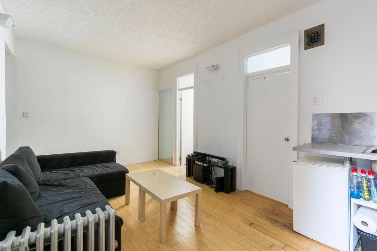 Two-Bedroom Apartment photo 3