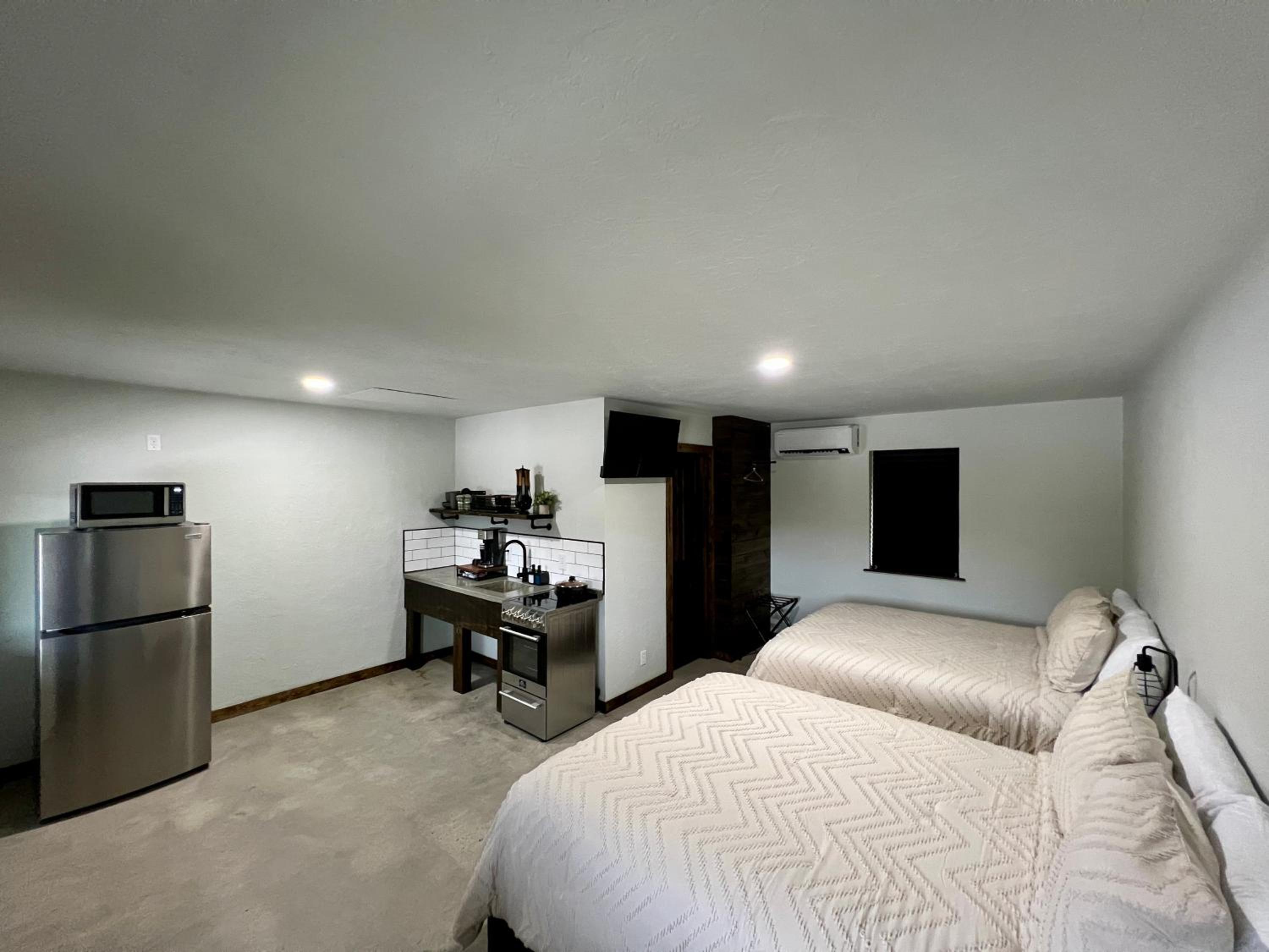 Deluxe Queen Room photo 1