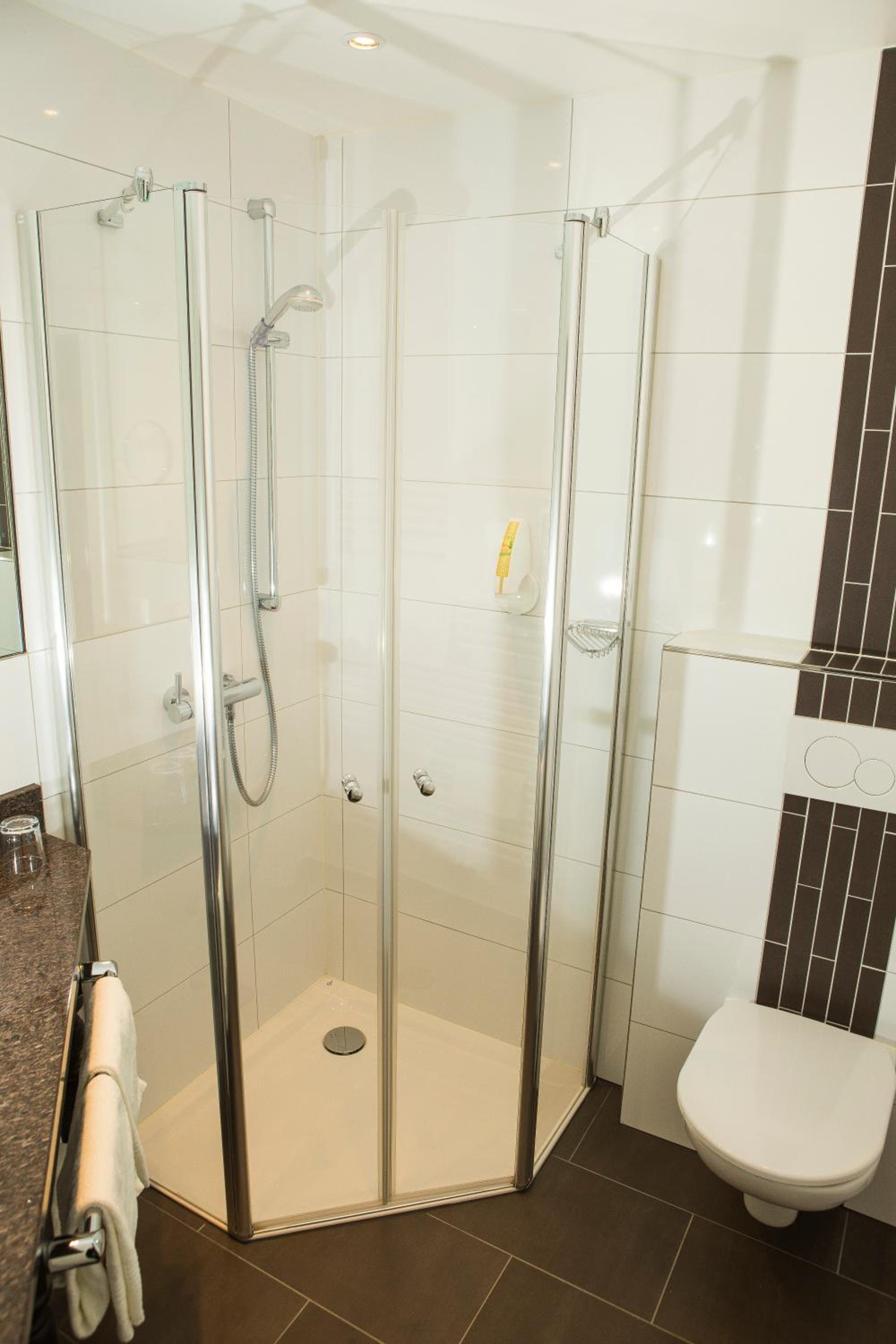 Double Room - Photo 7