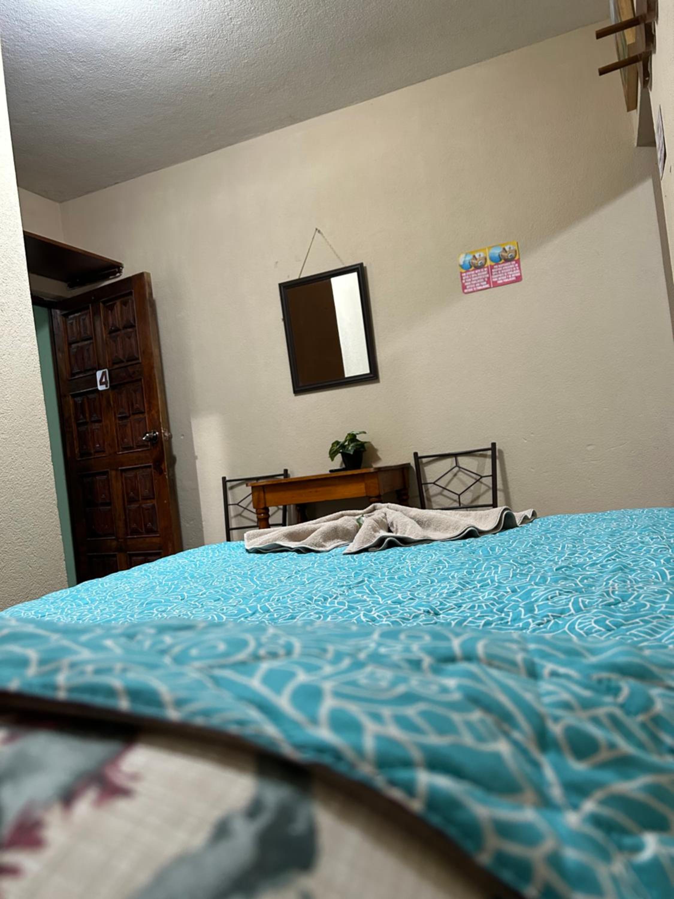 Quadruple Room with Private Bathroom photo 3