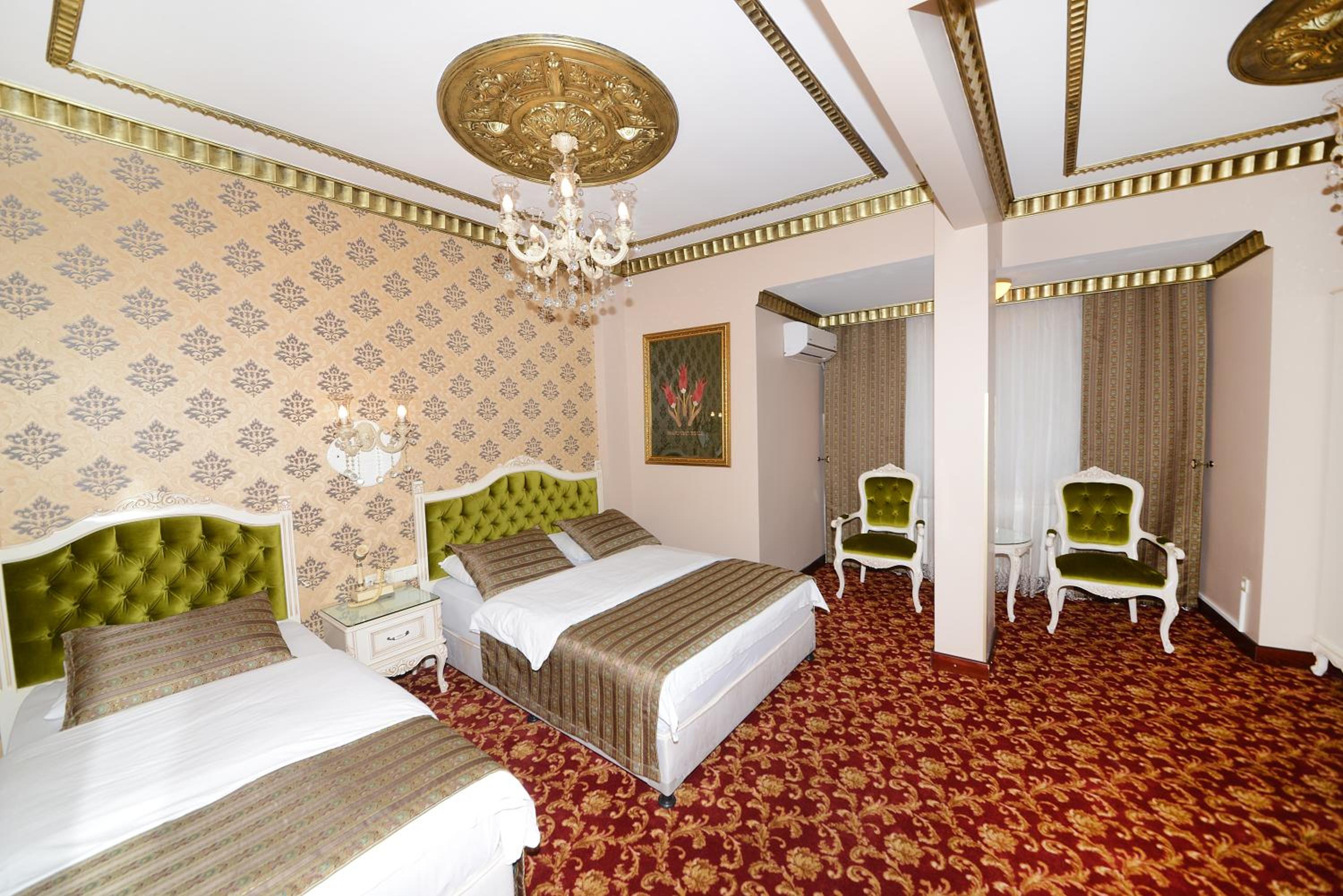 Deluxe Triple Room photo 1
