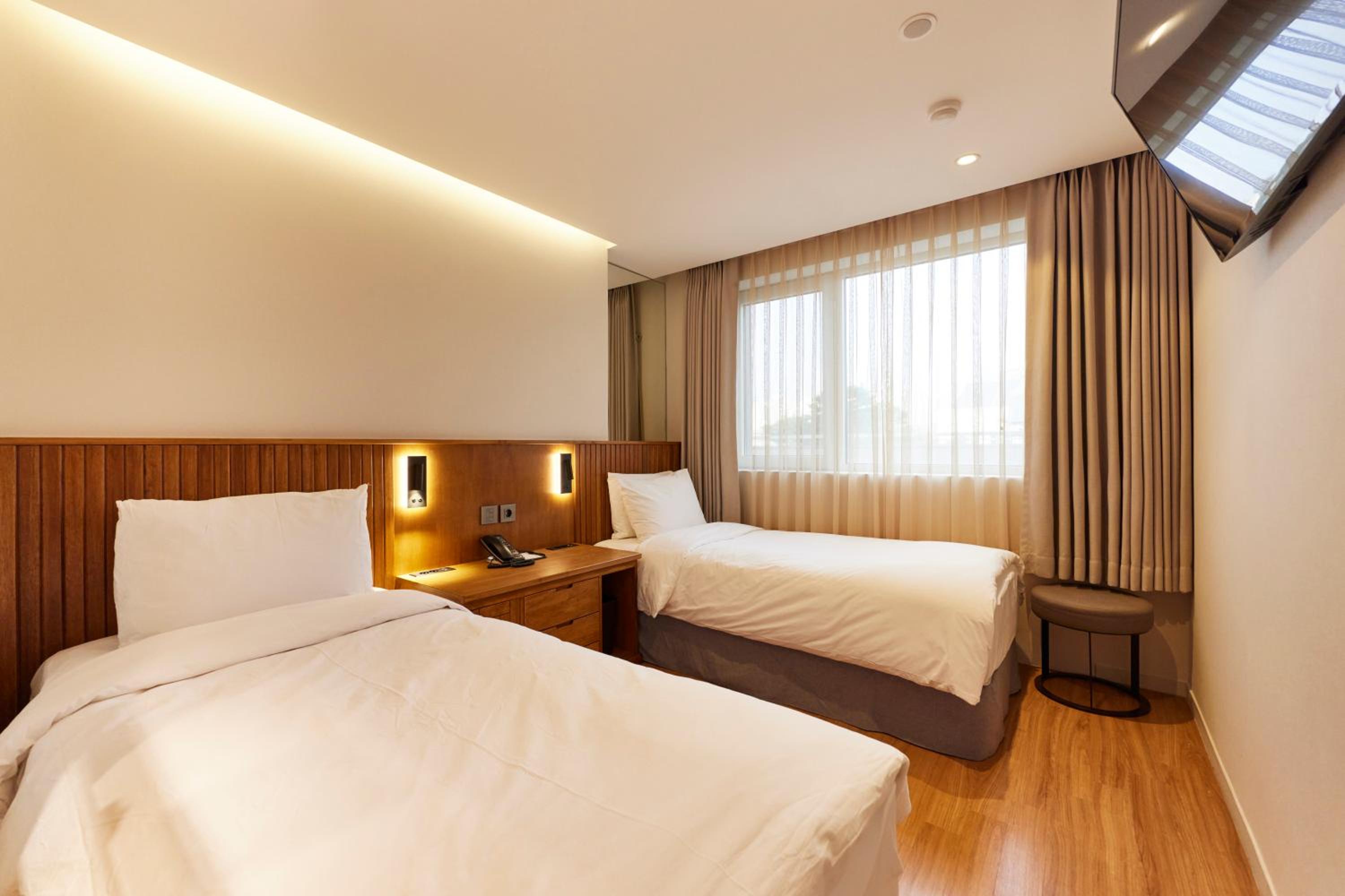 [No parking] Superior Twin Room