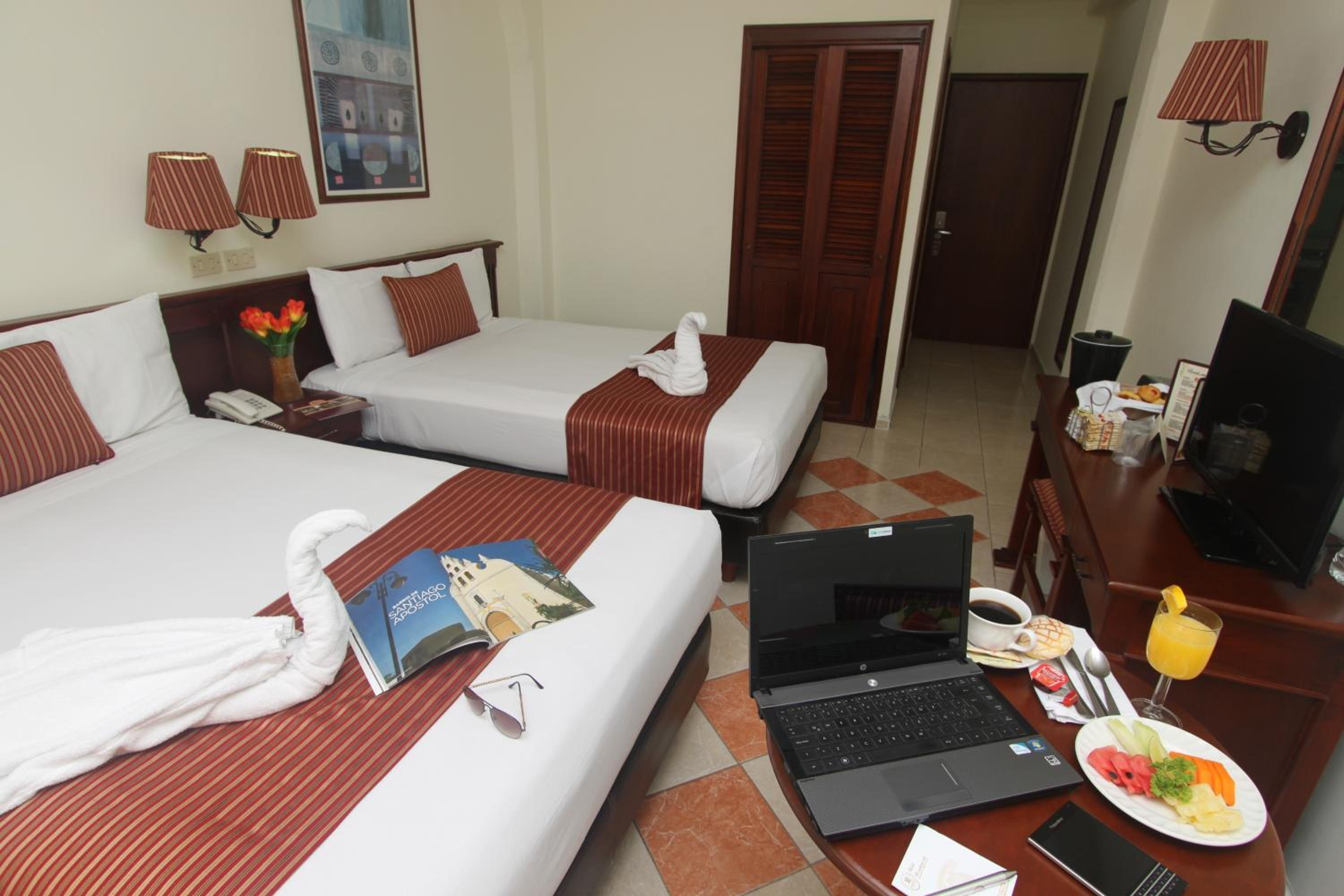 Double Room - Photo 9