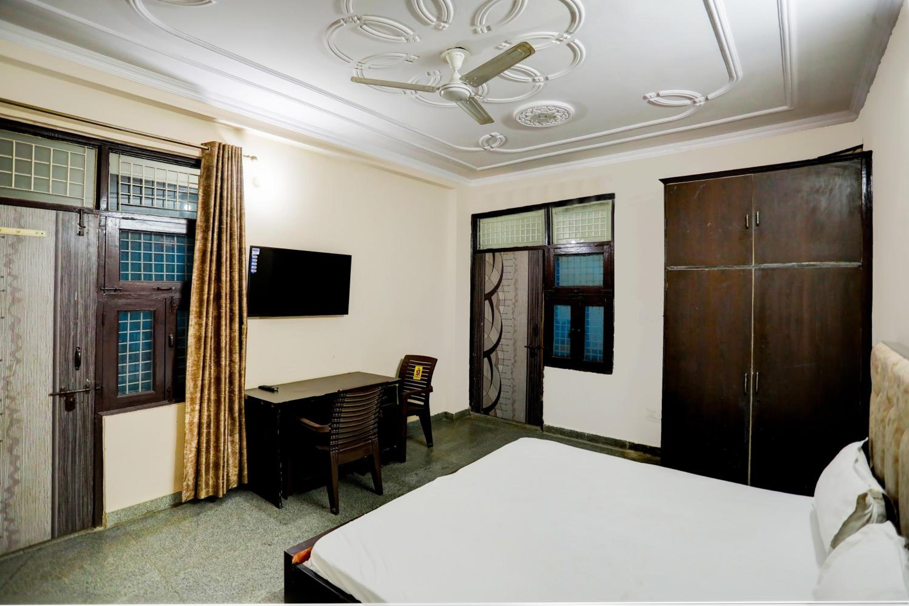 Classic Triple Room