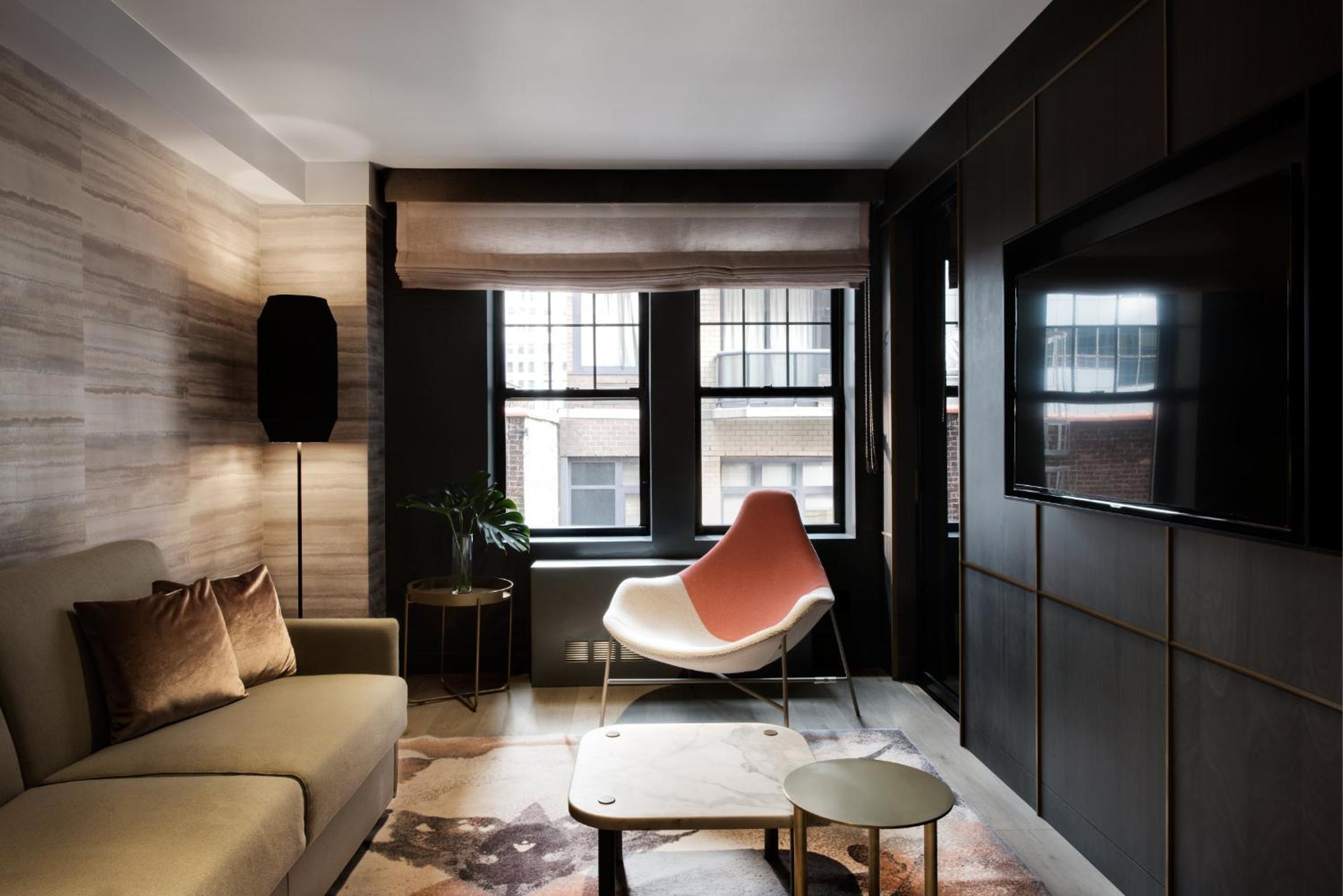 One-Bedroom Corner King Suite