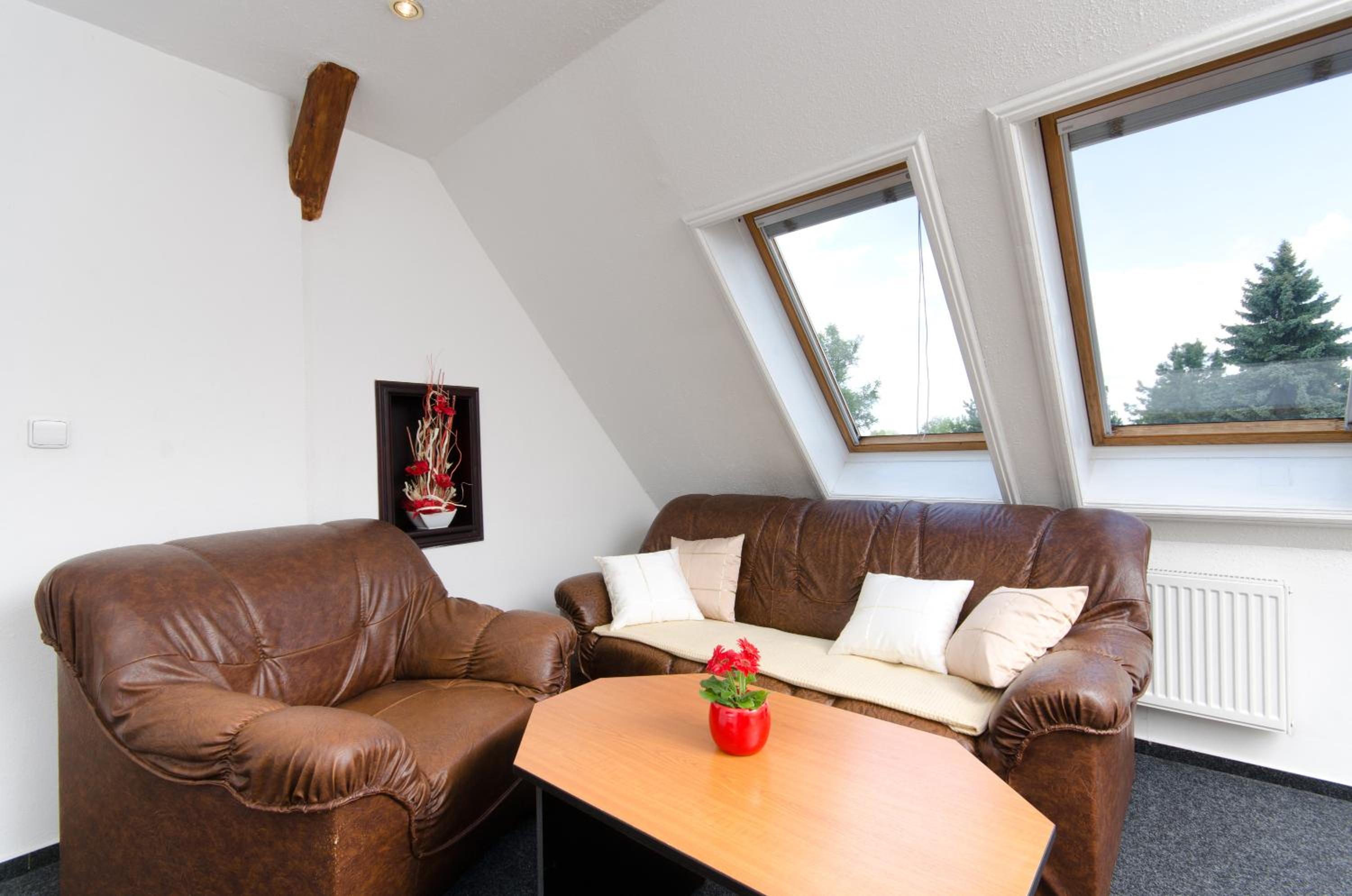 Studio Apartment photo 1