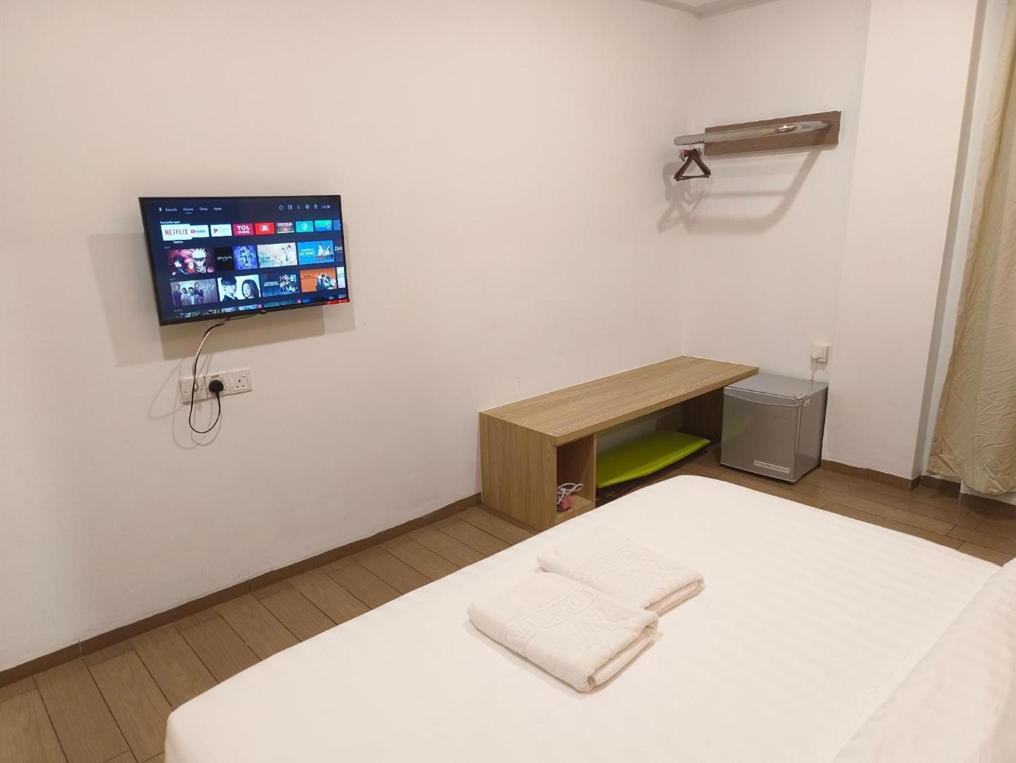 Deluxe King Room photo 3