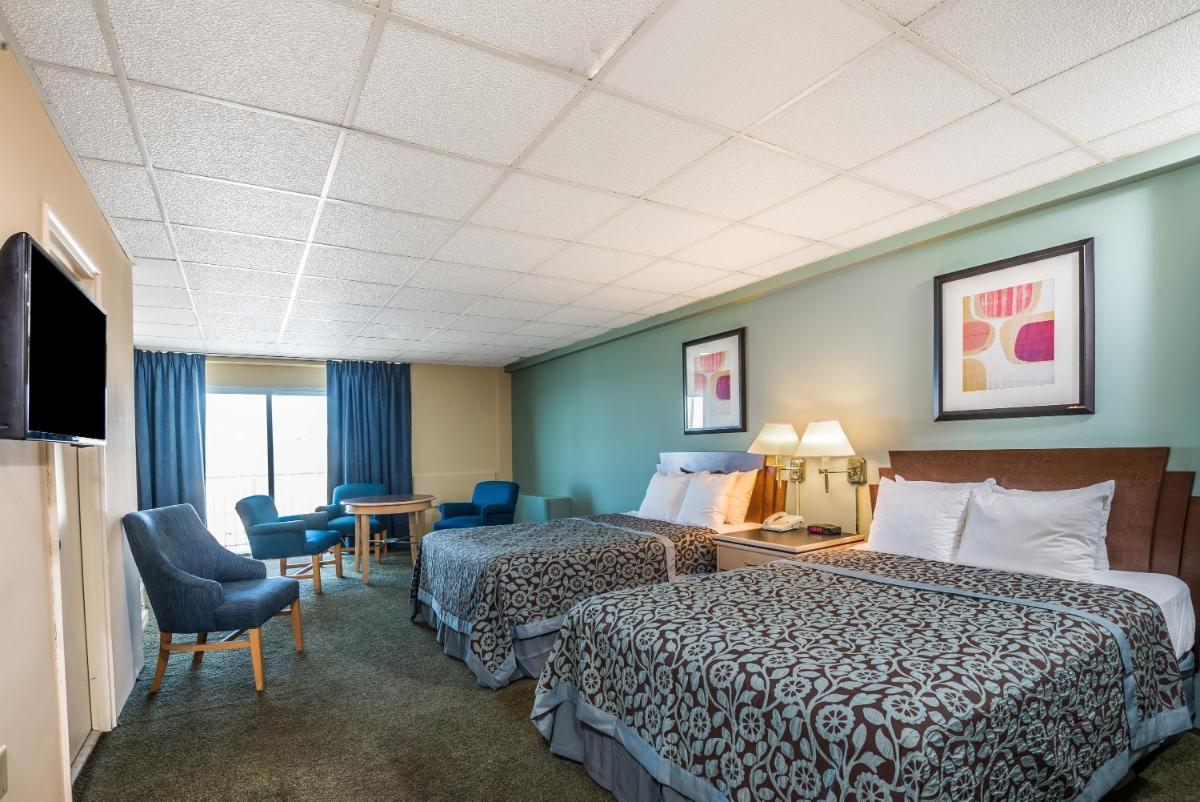 Double Room with Balcony and Side View photo 1