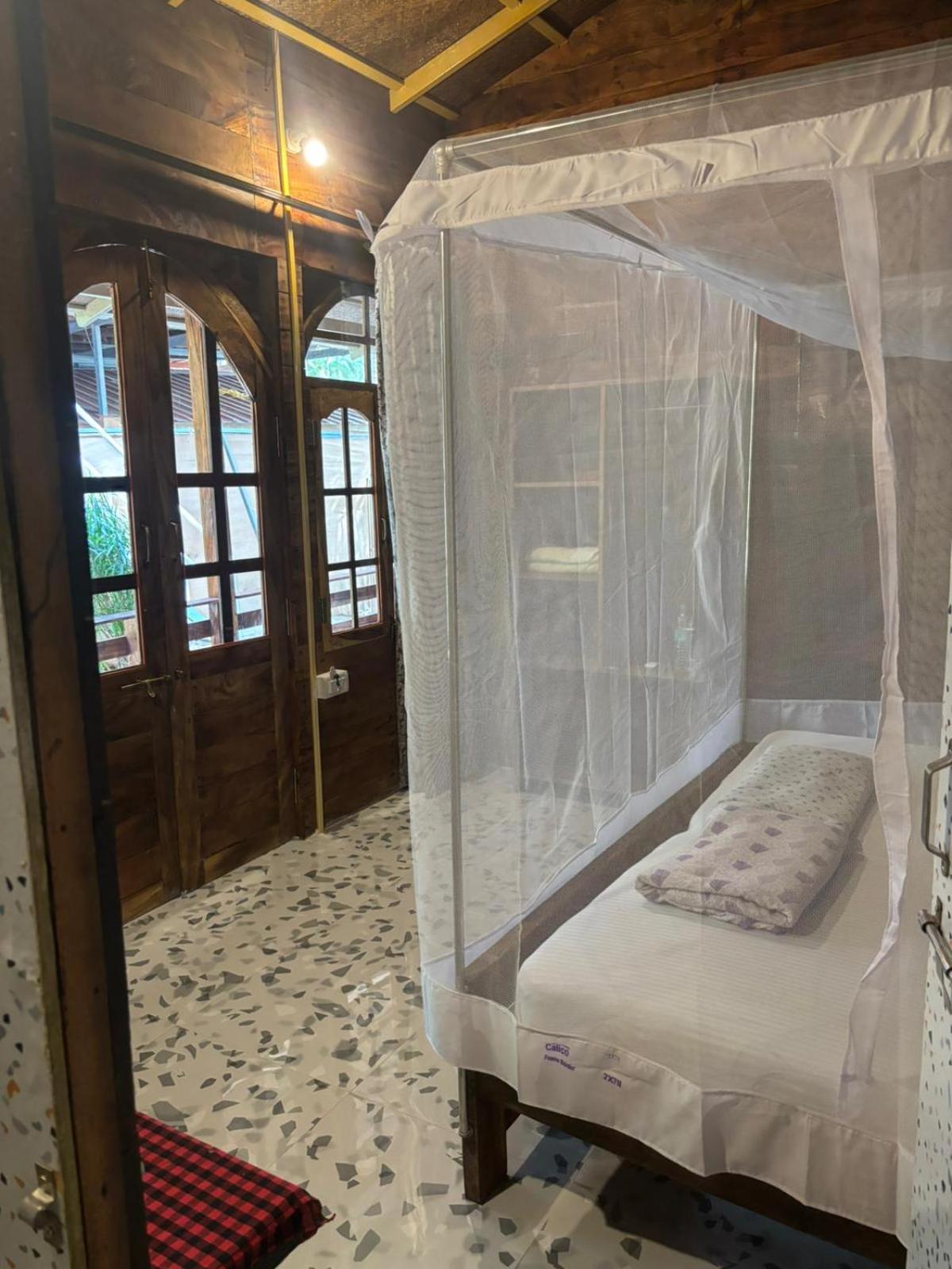 Deluxe Double Room with Balcony photo 2