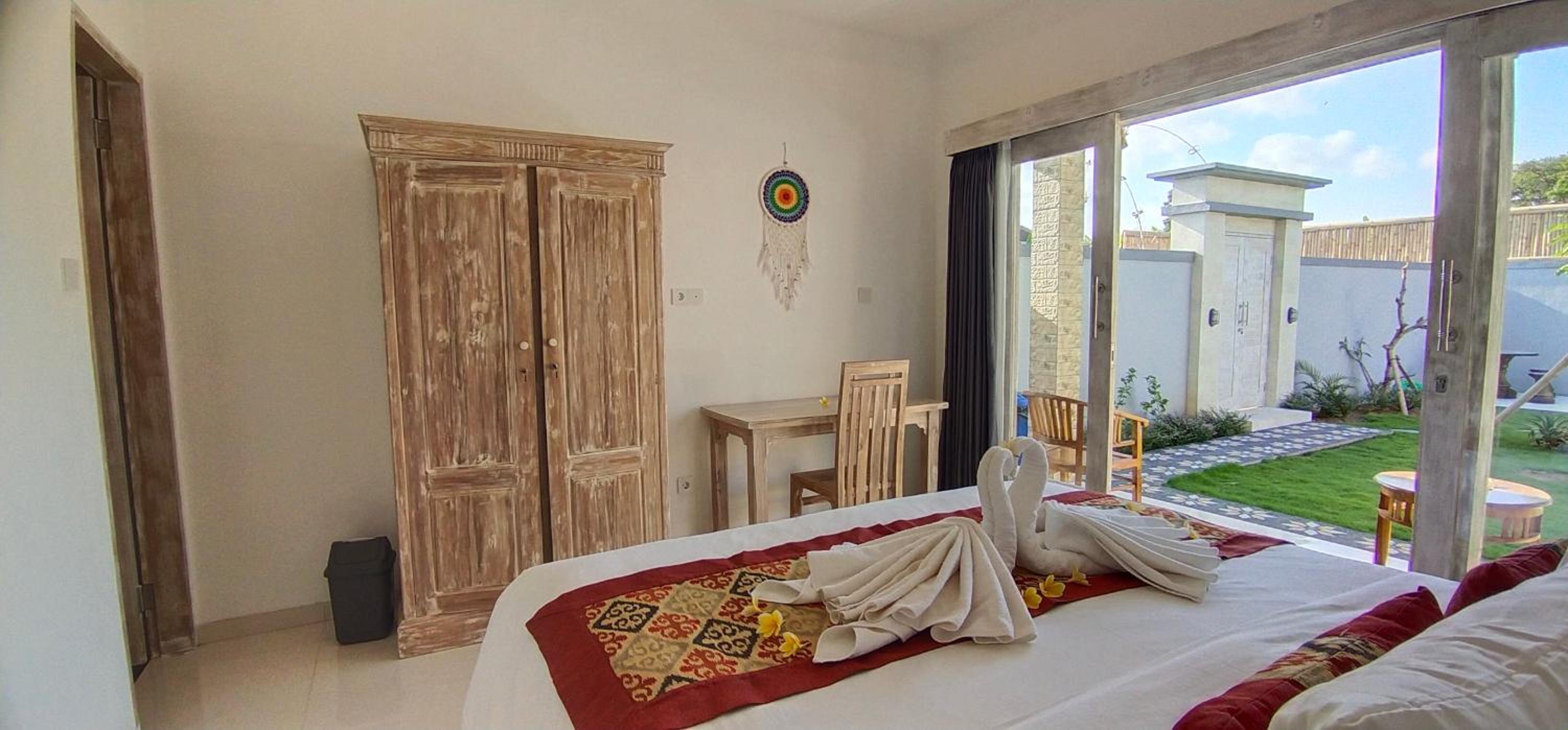King Room with Pool View photo 3