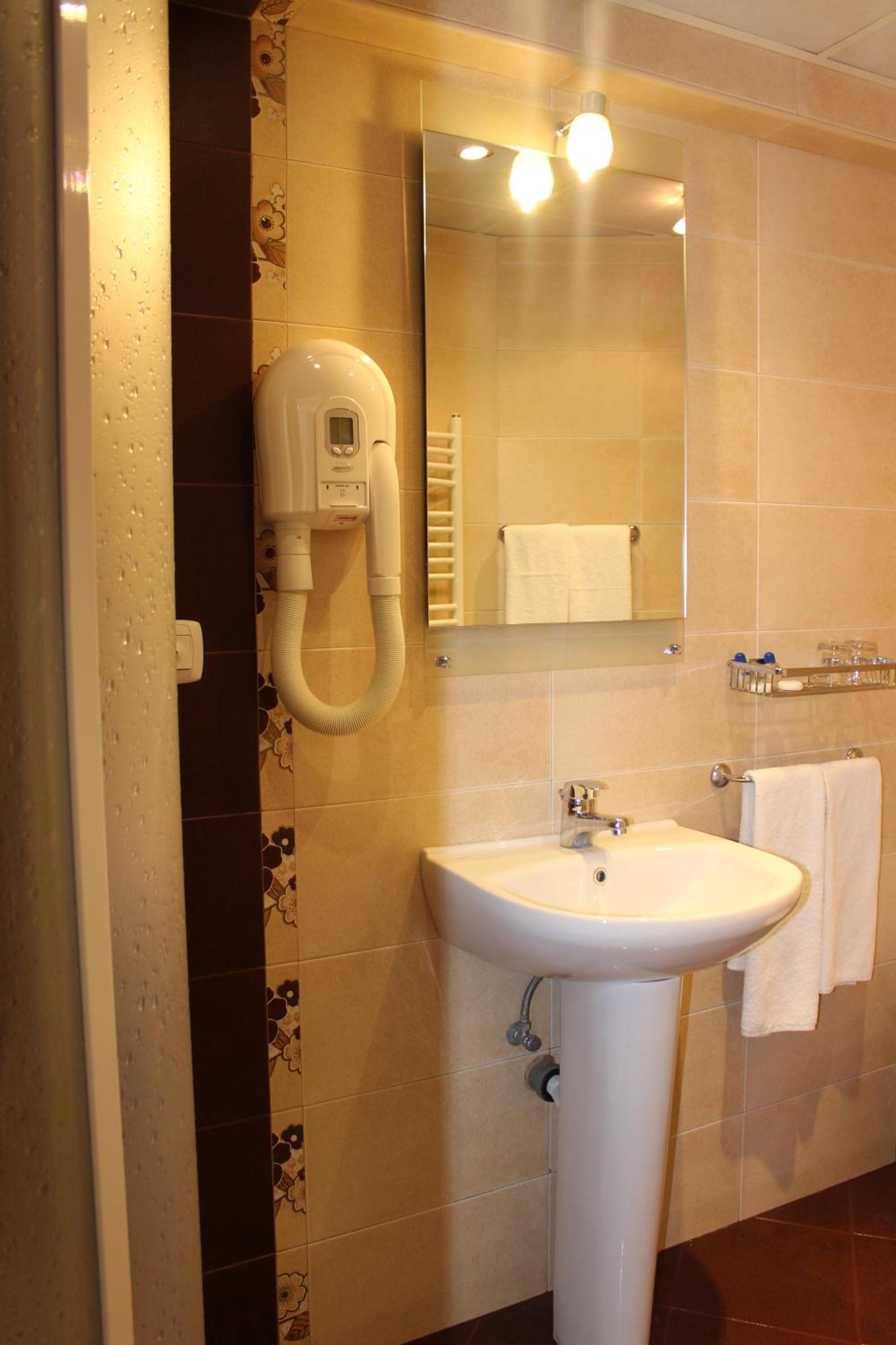 Double or Twin Room with View photo 2