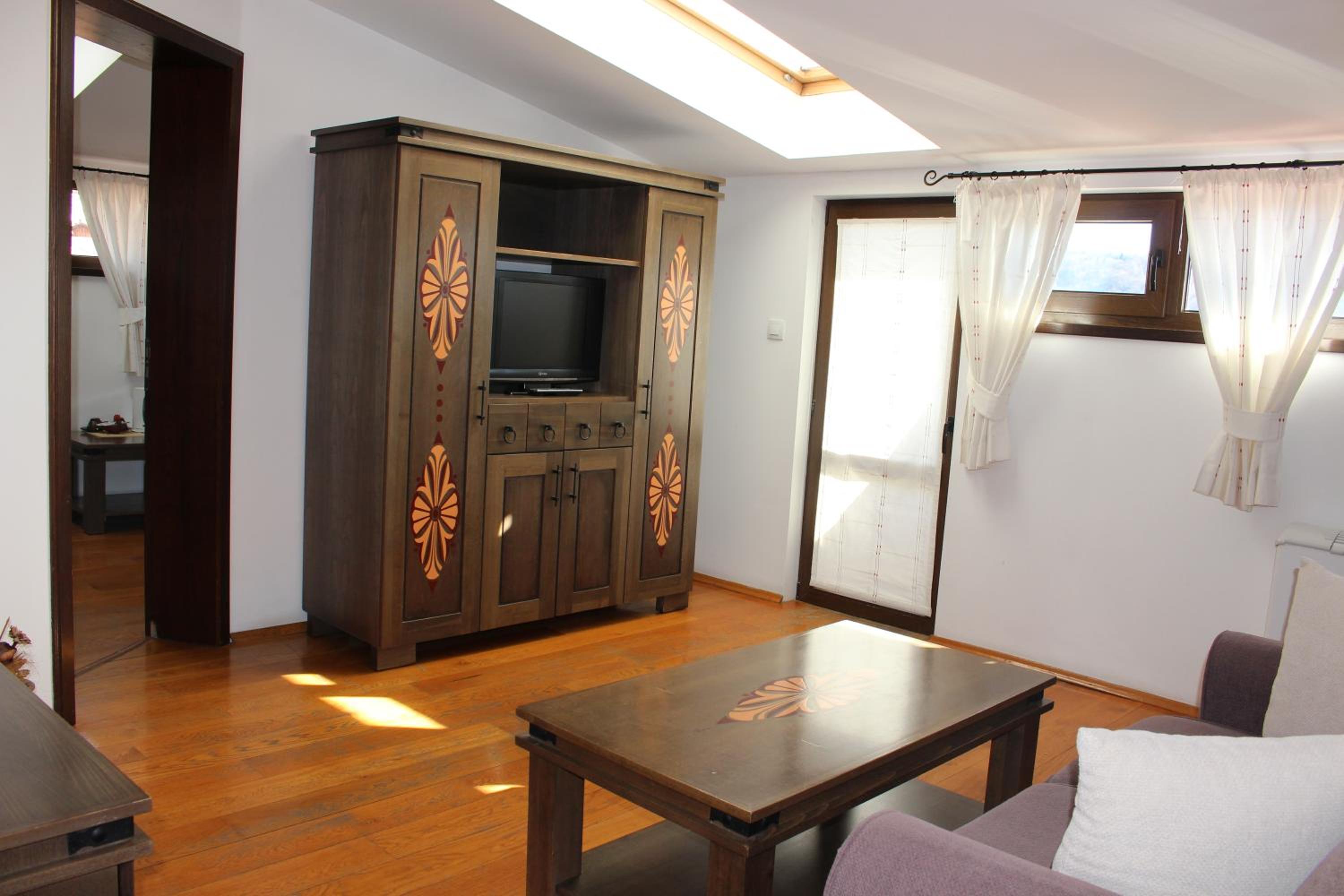 Family Suite (2 Adults + 2 Children) photo 2