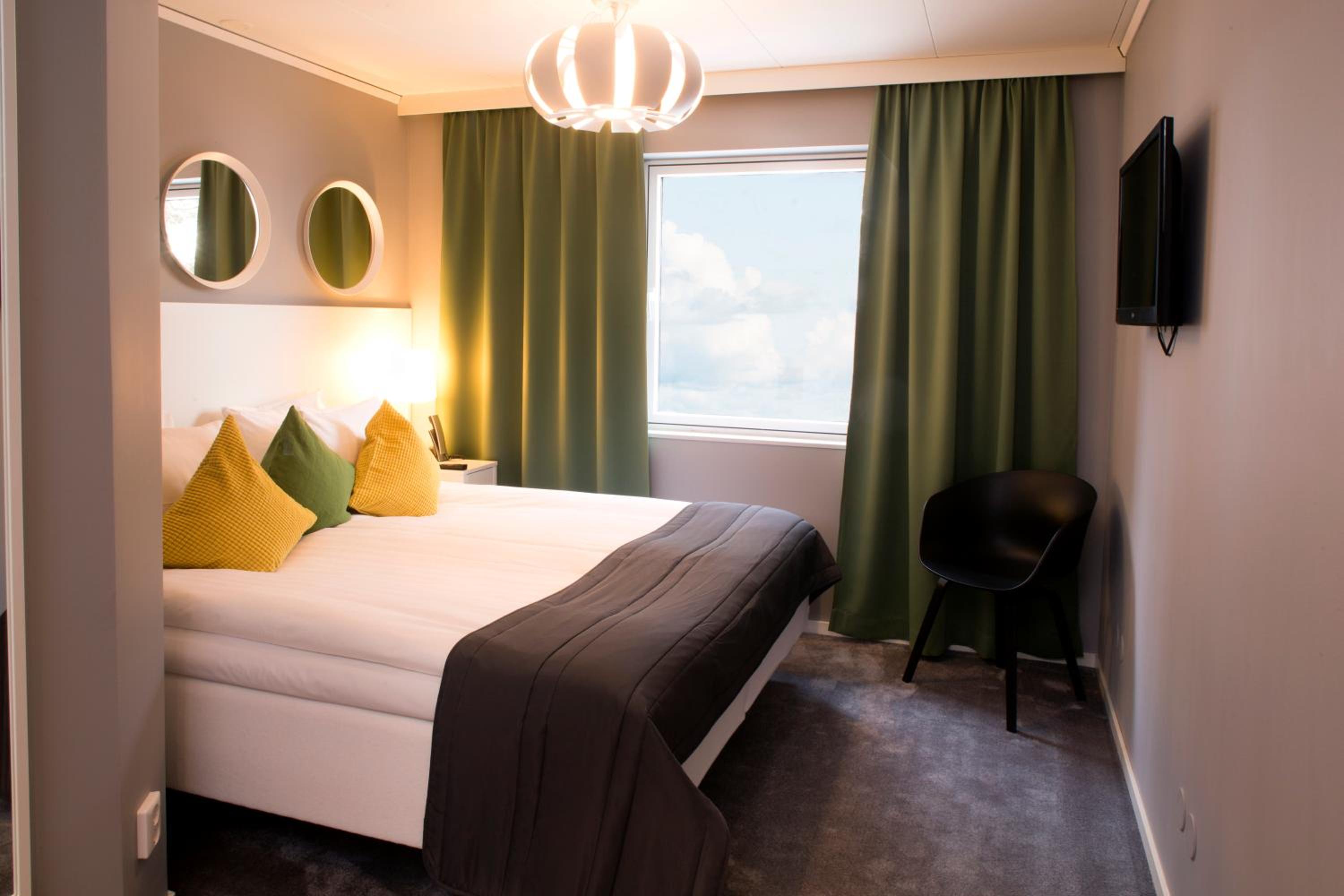 Superior King Room - Photo 2