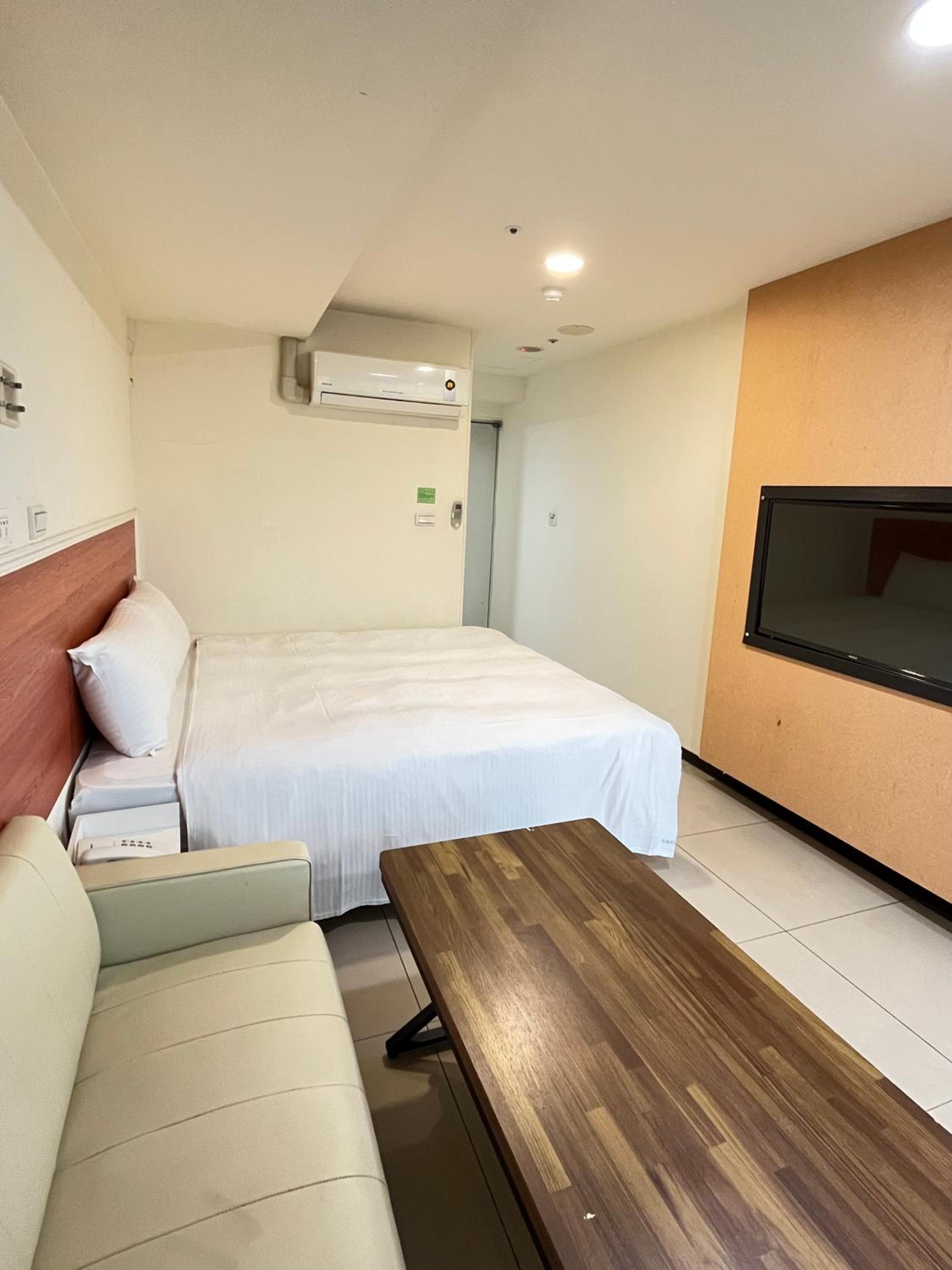Deluxe Double Room photo 3