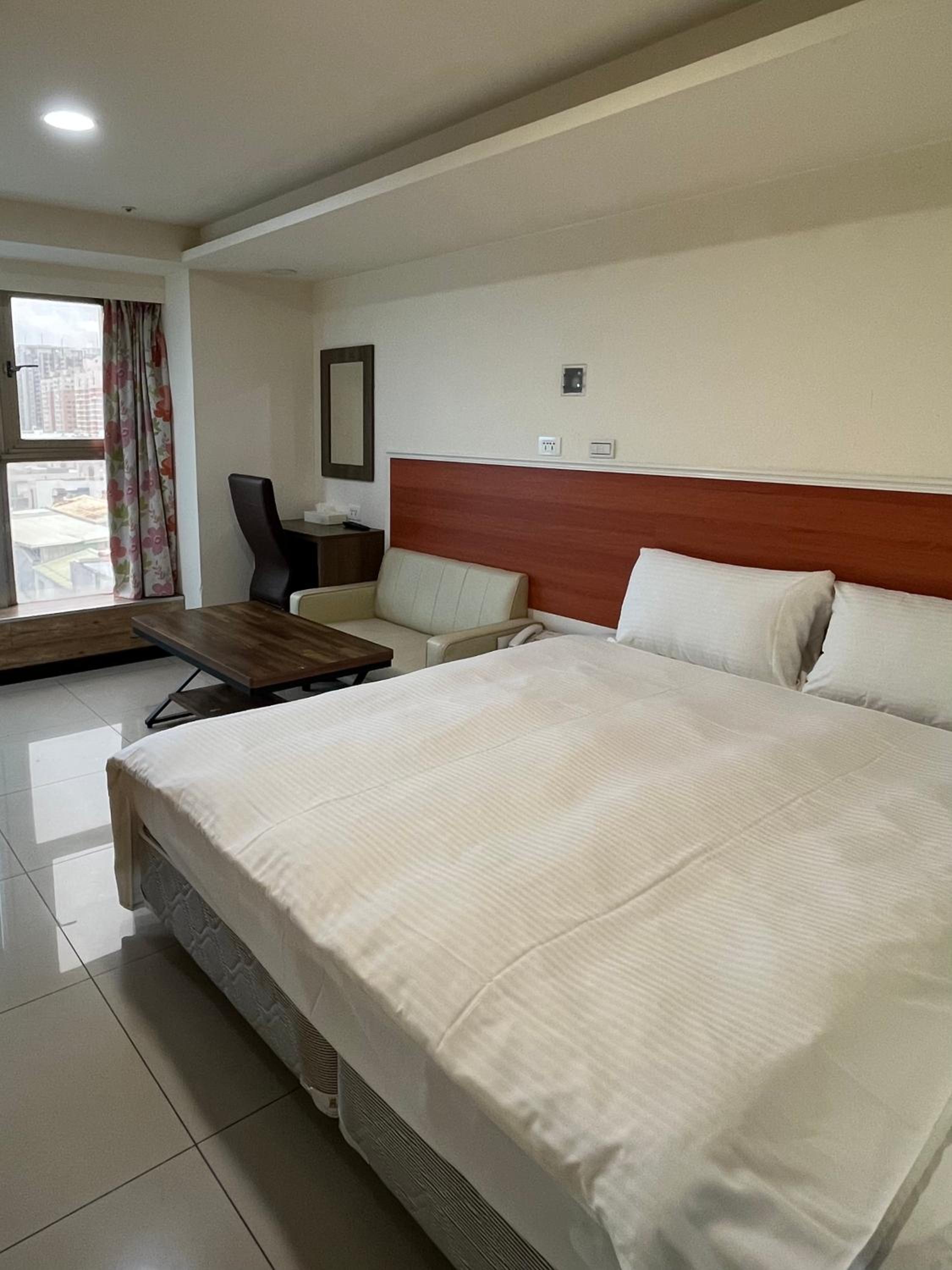Deluxe Double Room photo 2