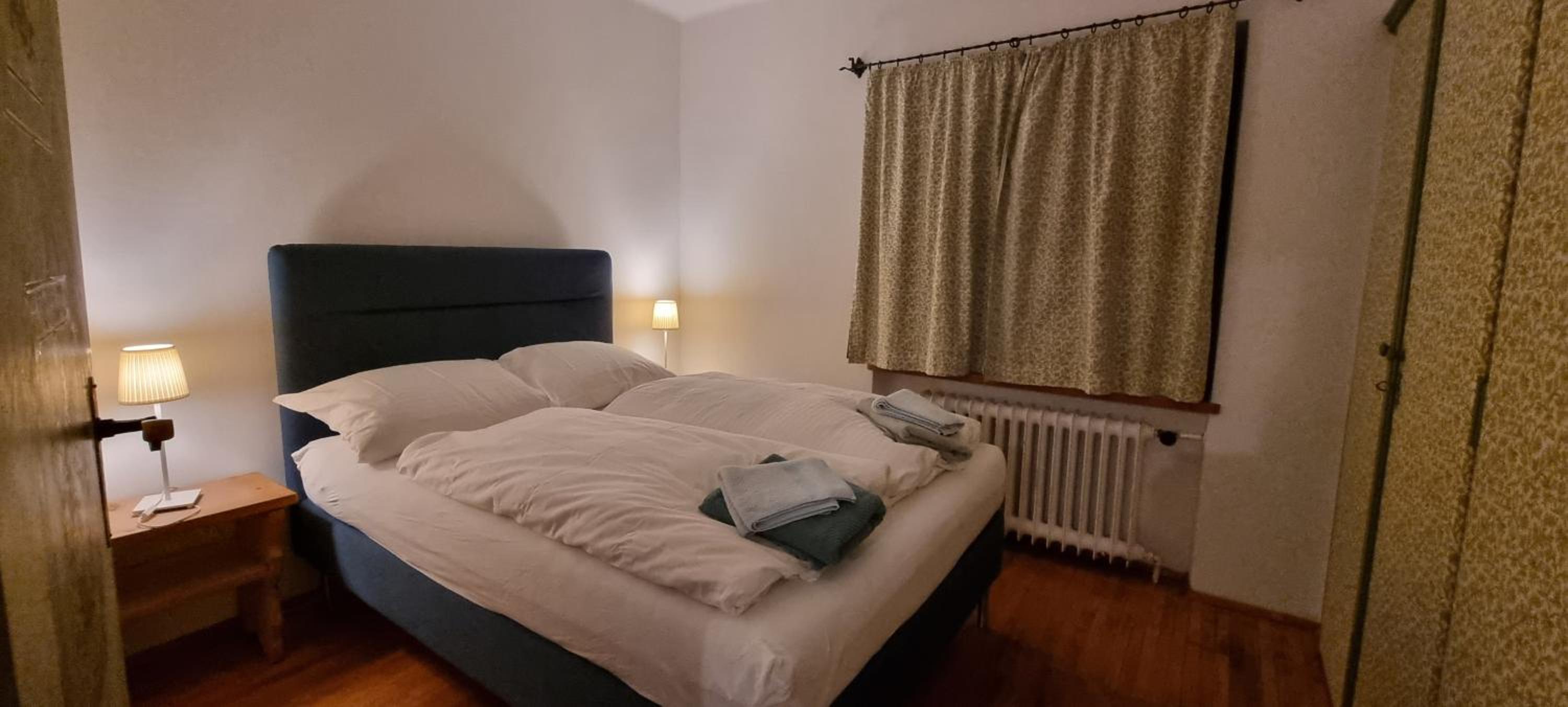 Three-Bedroom Apartment With Mountain View photo 1