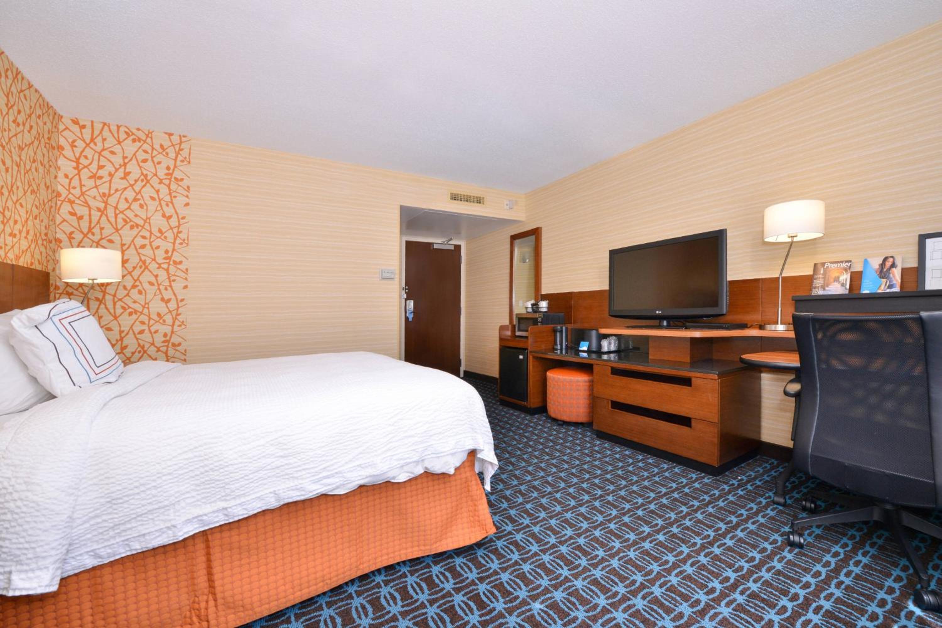 King Room with Sofa Bed