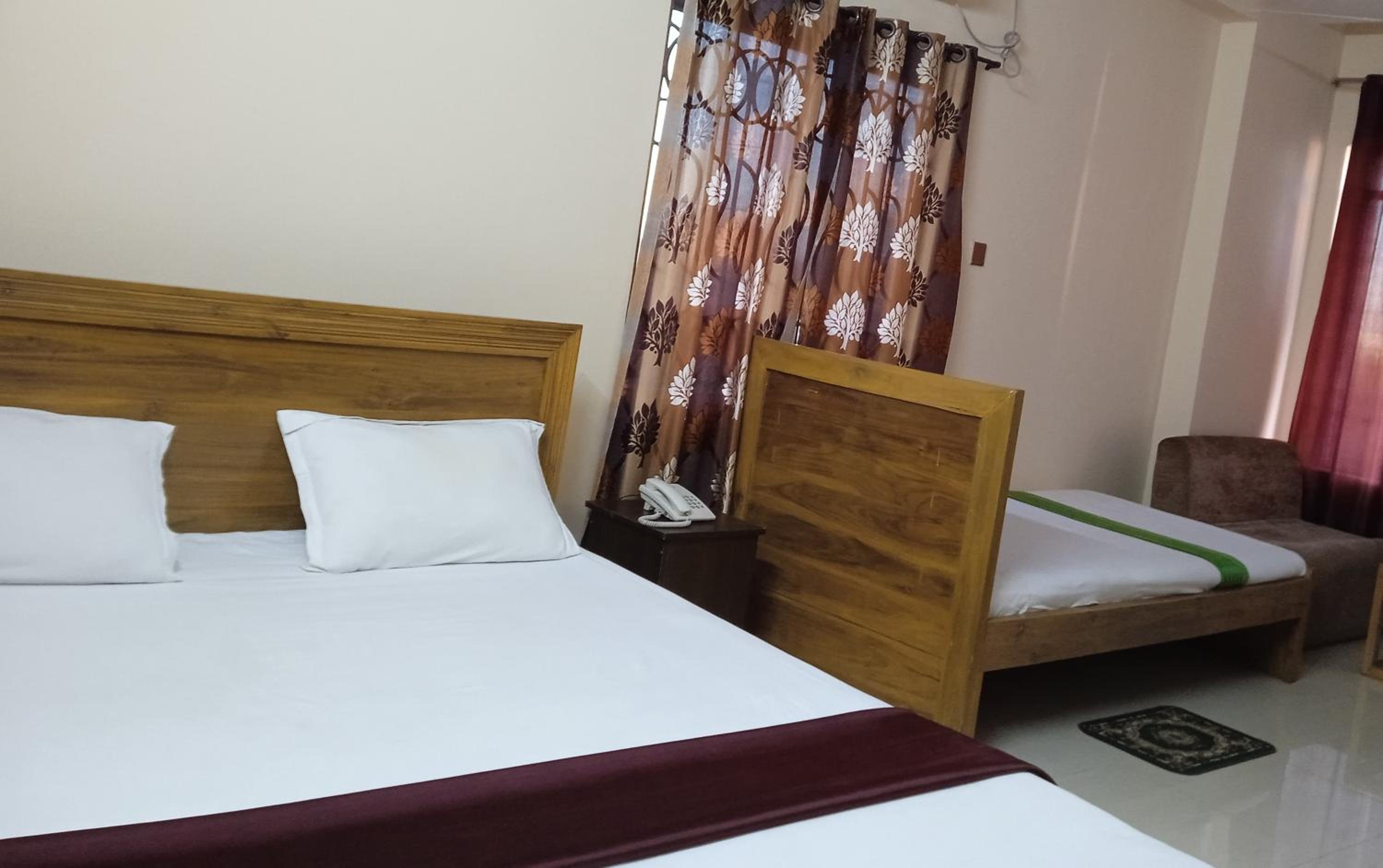 Deluxe Family Suite
