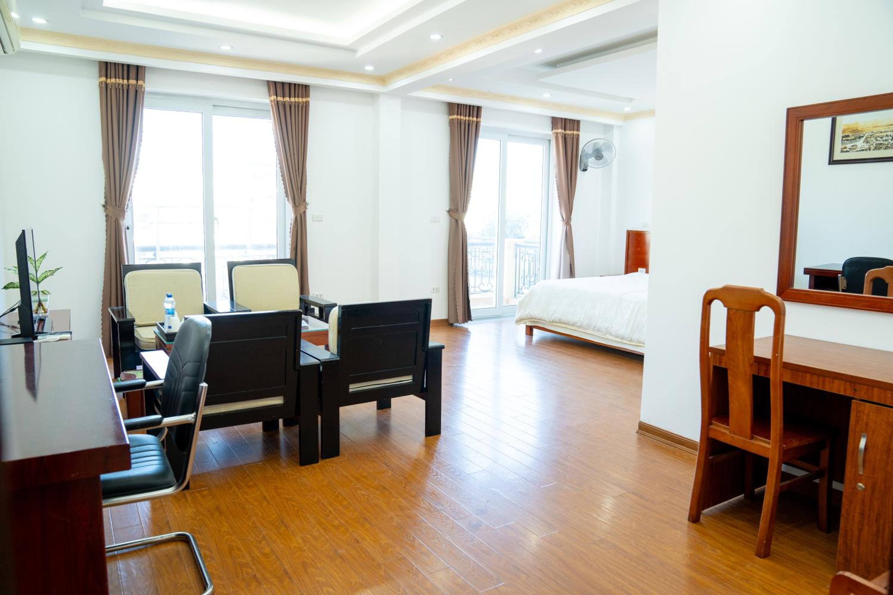 King Suite photo 3