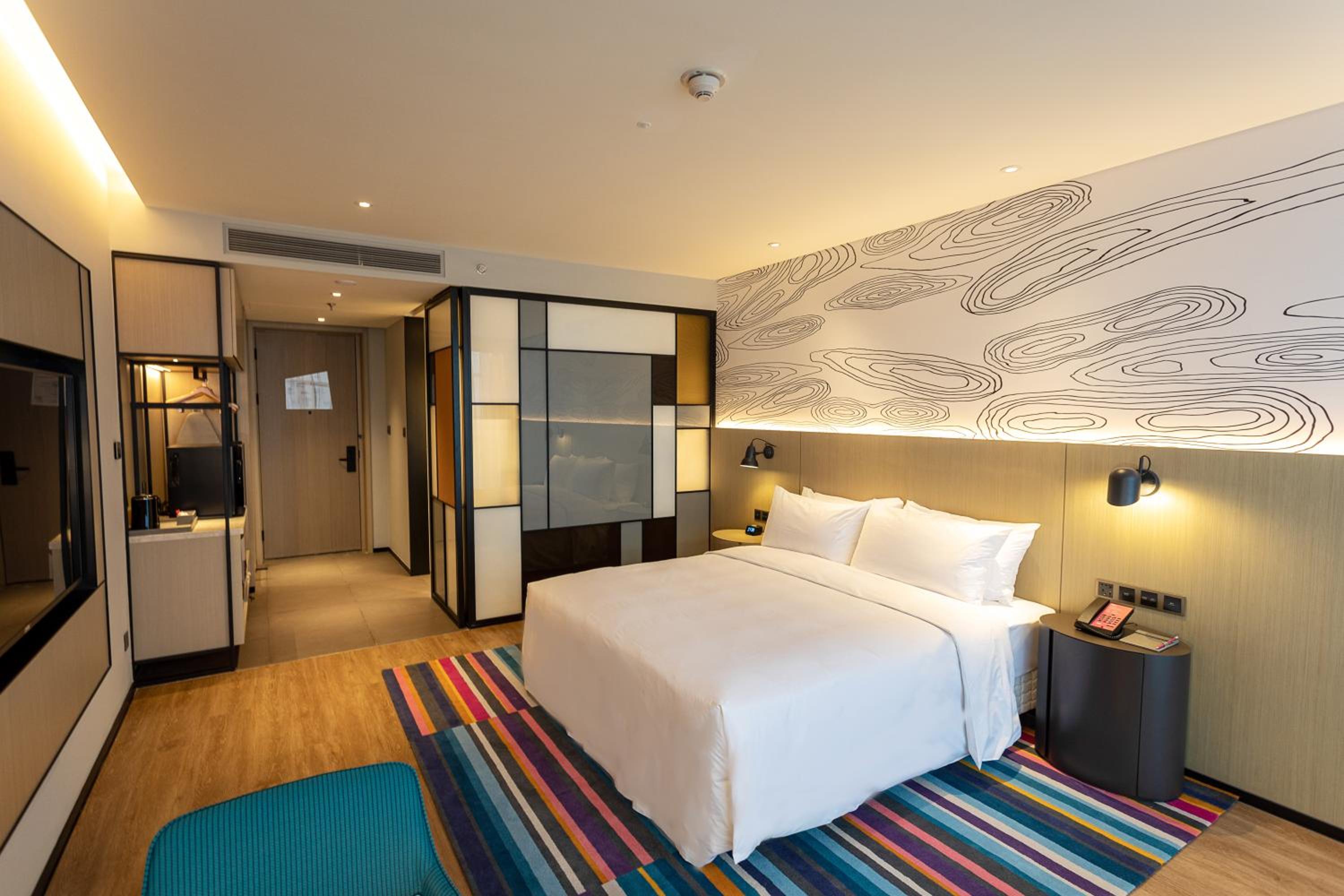 King Room with City View