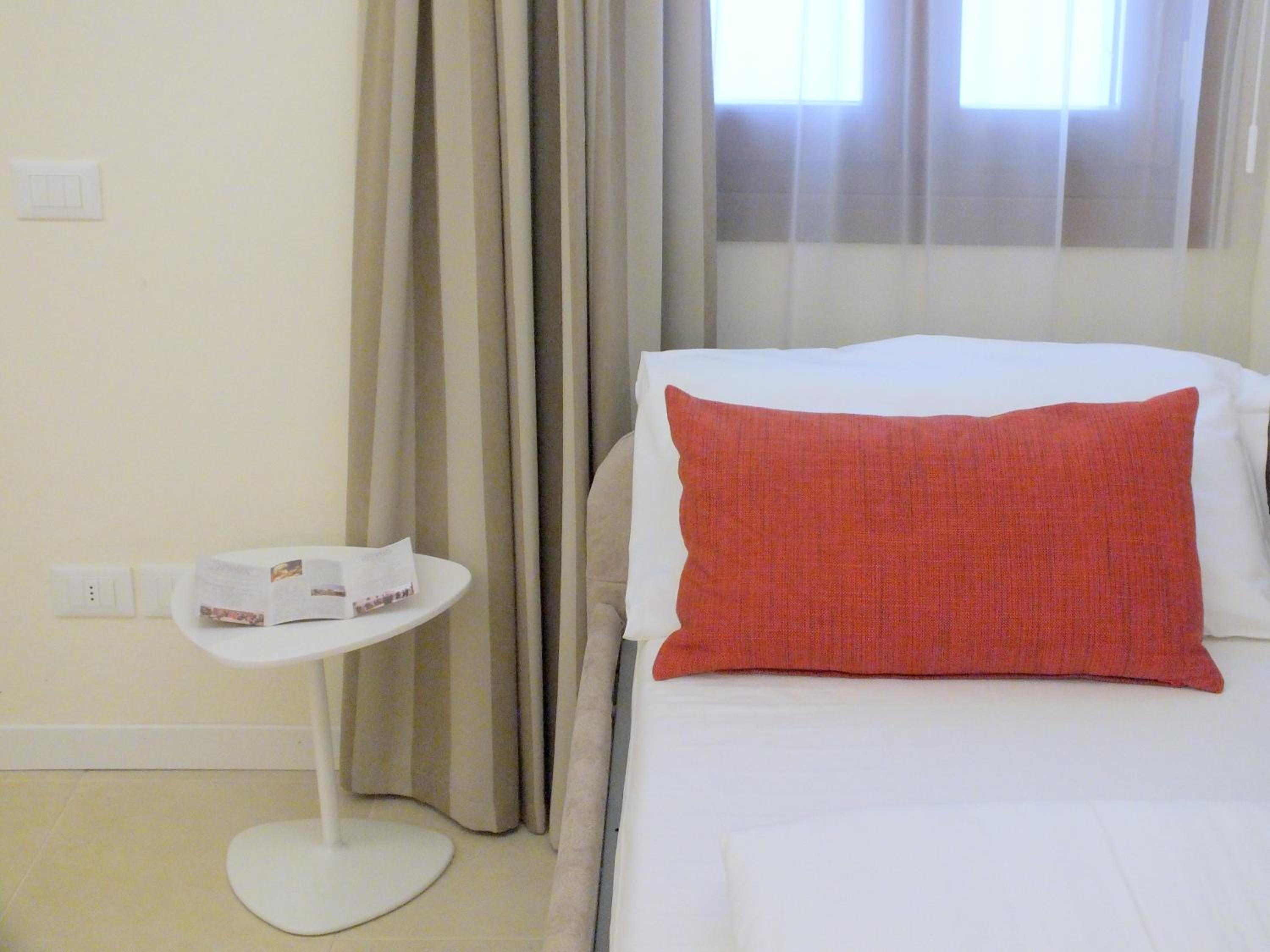 Standard Triple Room photo 3