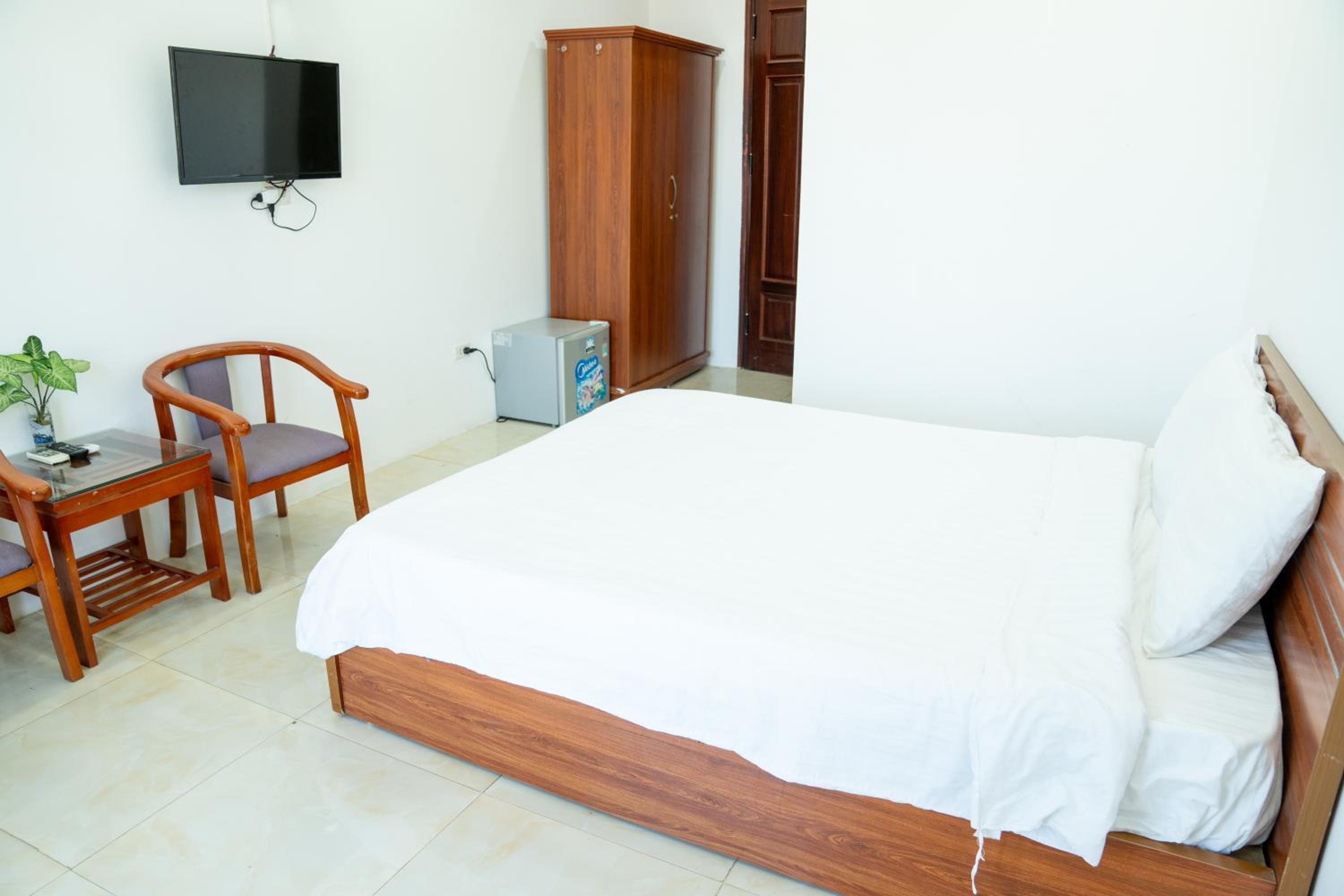 Standard King Room photo 1