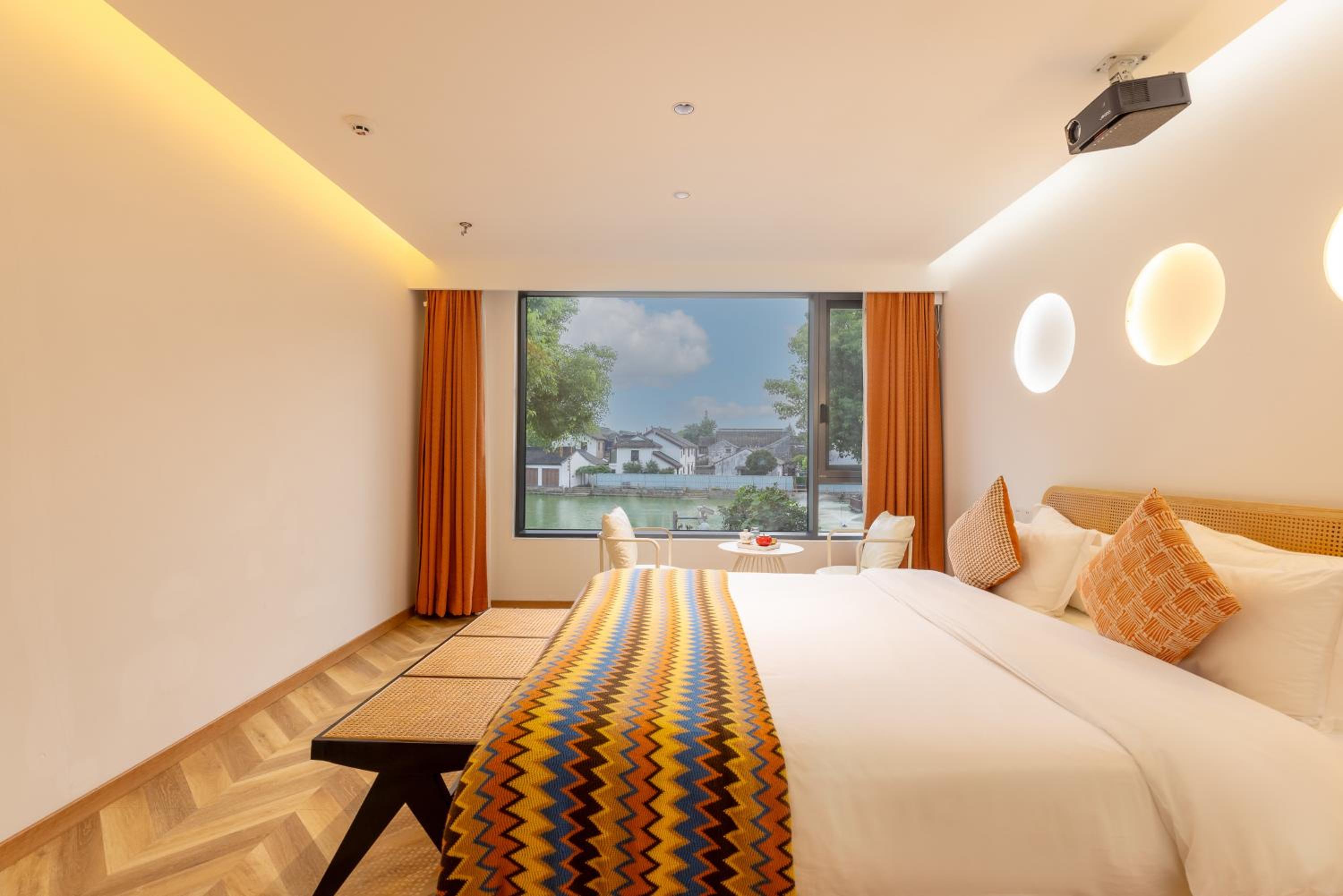 Double Room with Lake View photo 3