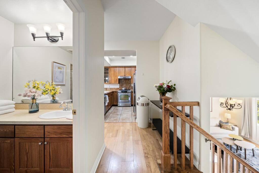 Four-Bedroom House photo 3