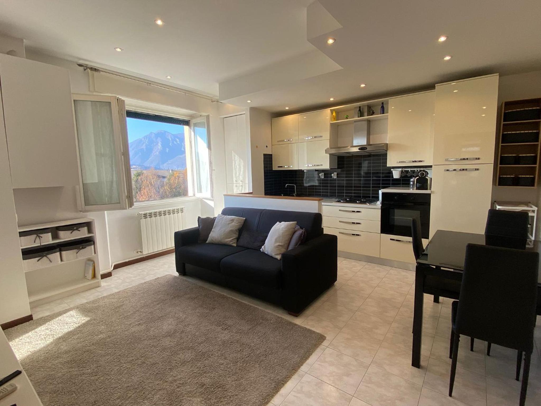 Superior One-Bedroom Apartment