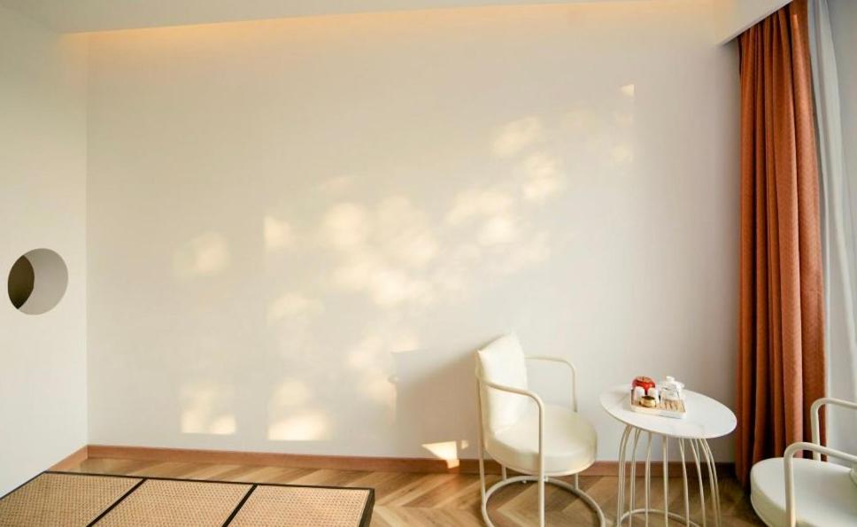 Double Room with Lake View photo 2