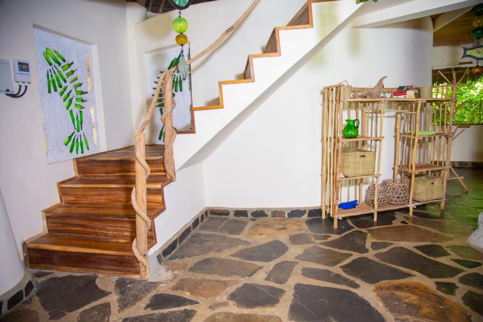 Family Room with Sea View - Photo 4