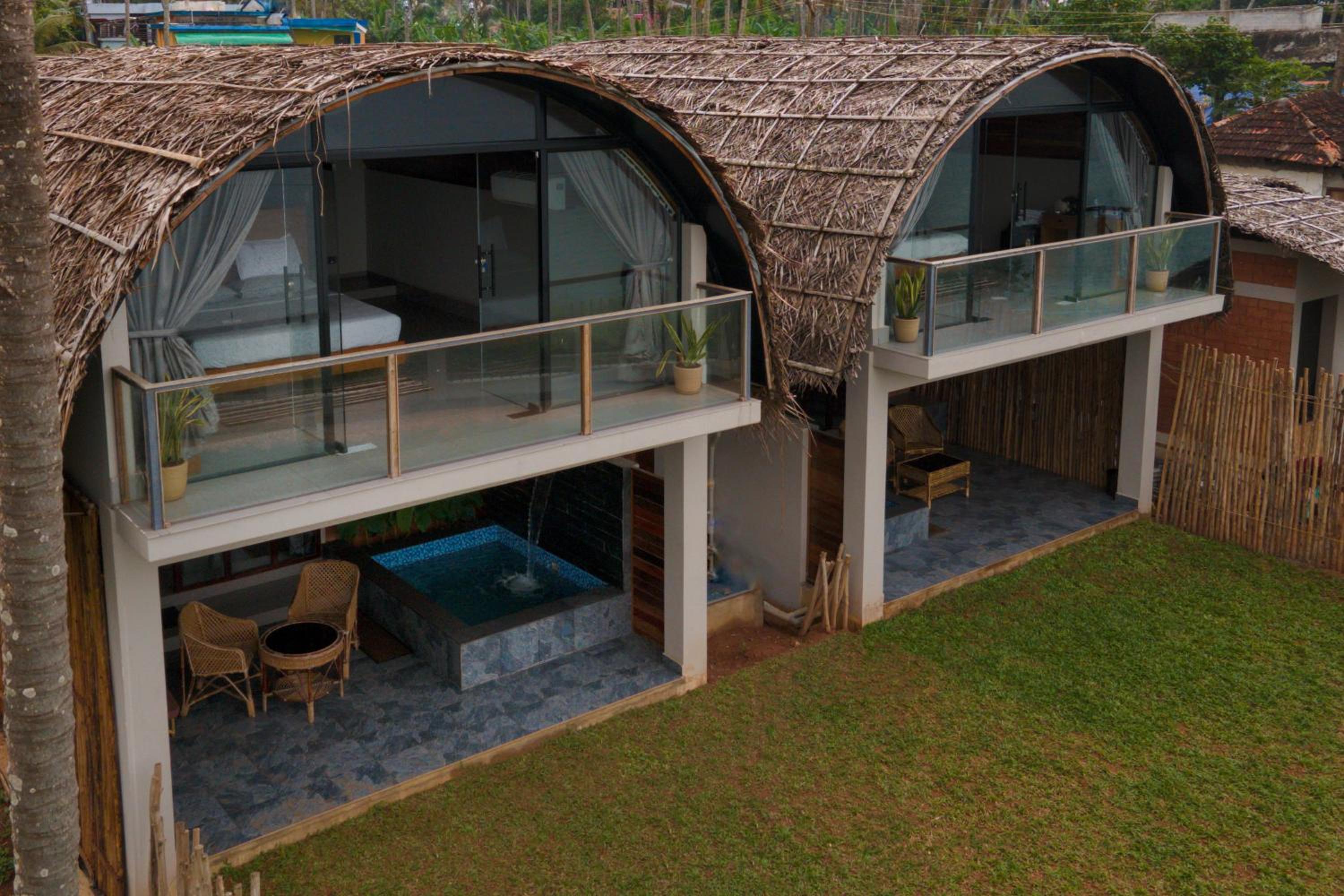 Villa - Beach Front photo 1