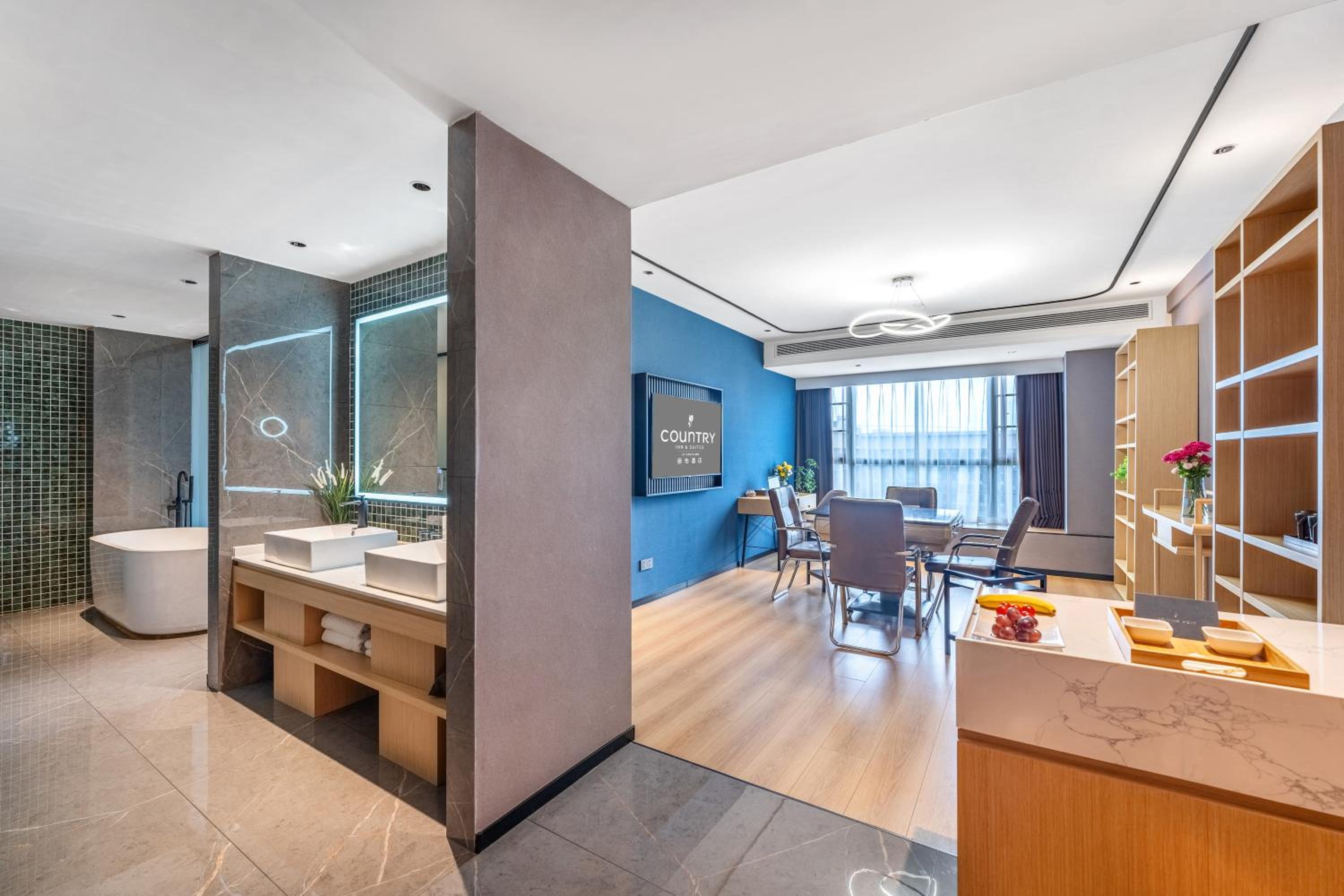 Suite with Mah-jongg photo 1