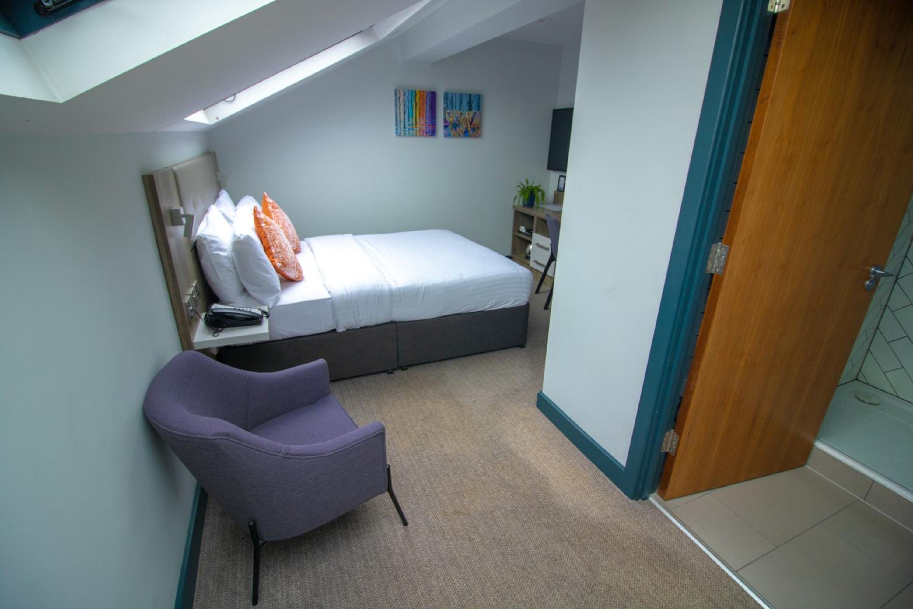 Small Double Room - Non-Smoking