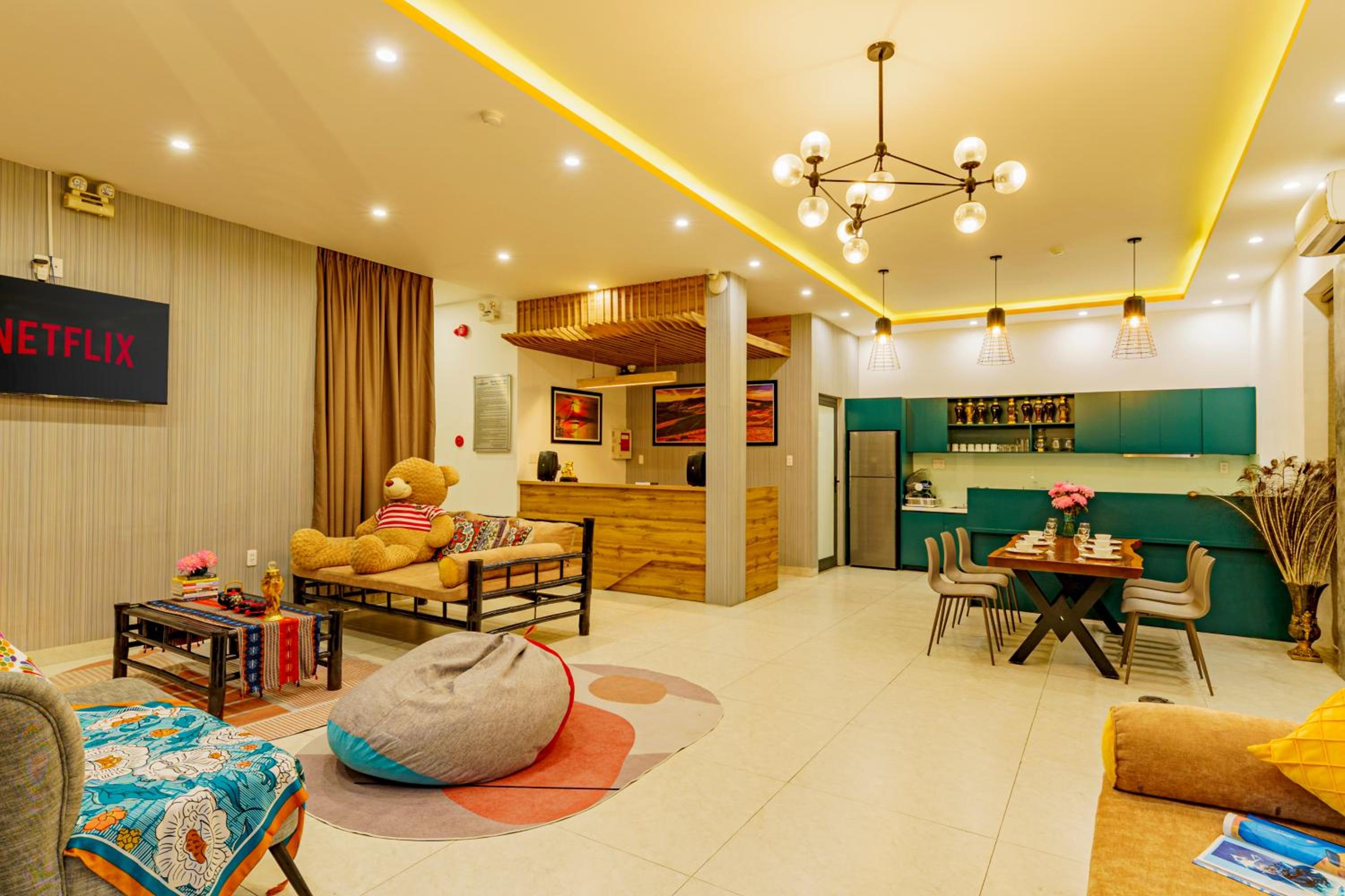 Three-Bedroom Villa photo 1