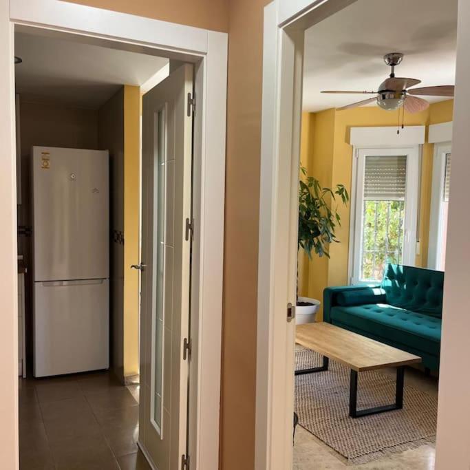 Three-Bedroom House photo 3