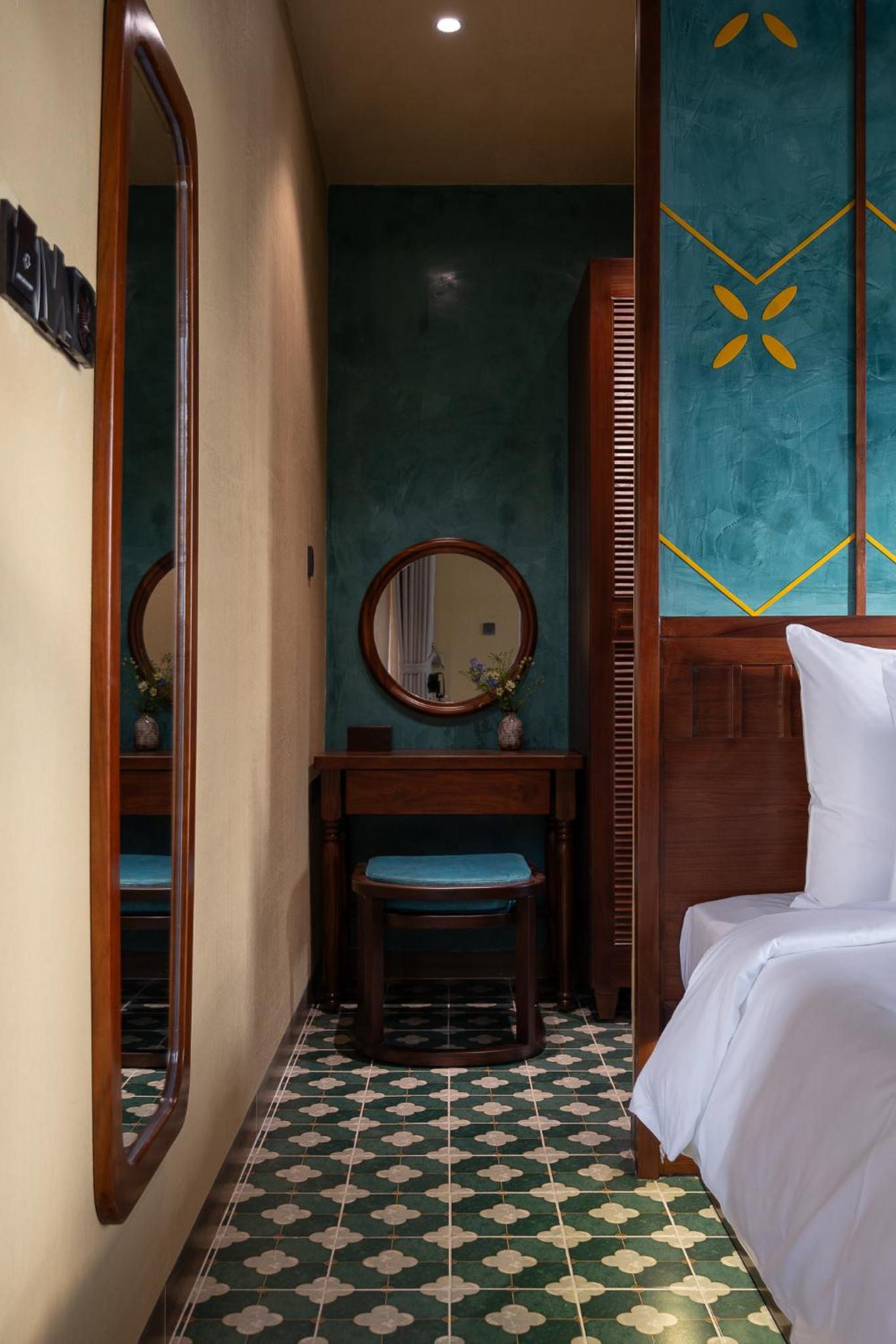Triple Room with Balcony - Photo 6
