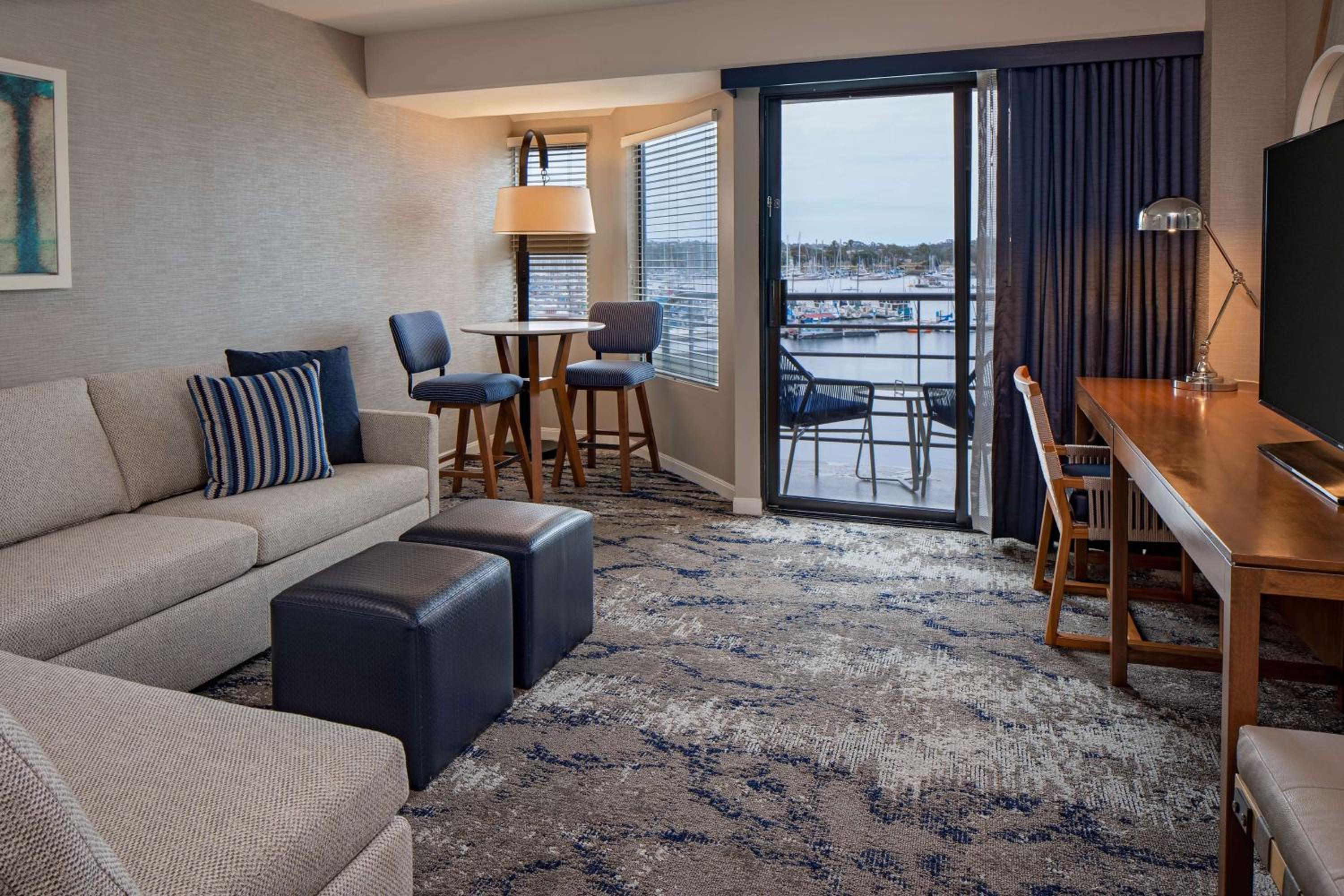 Suite with Two Queen Beds - Photo 1
