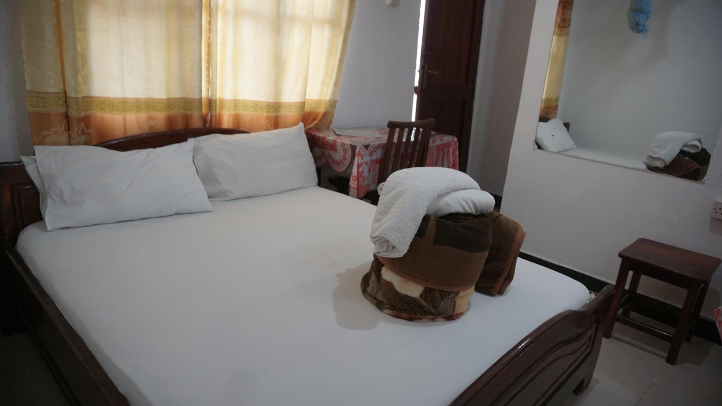 Economy Single Room