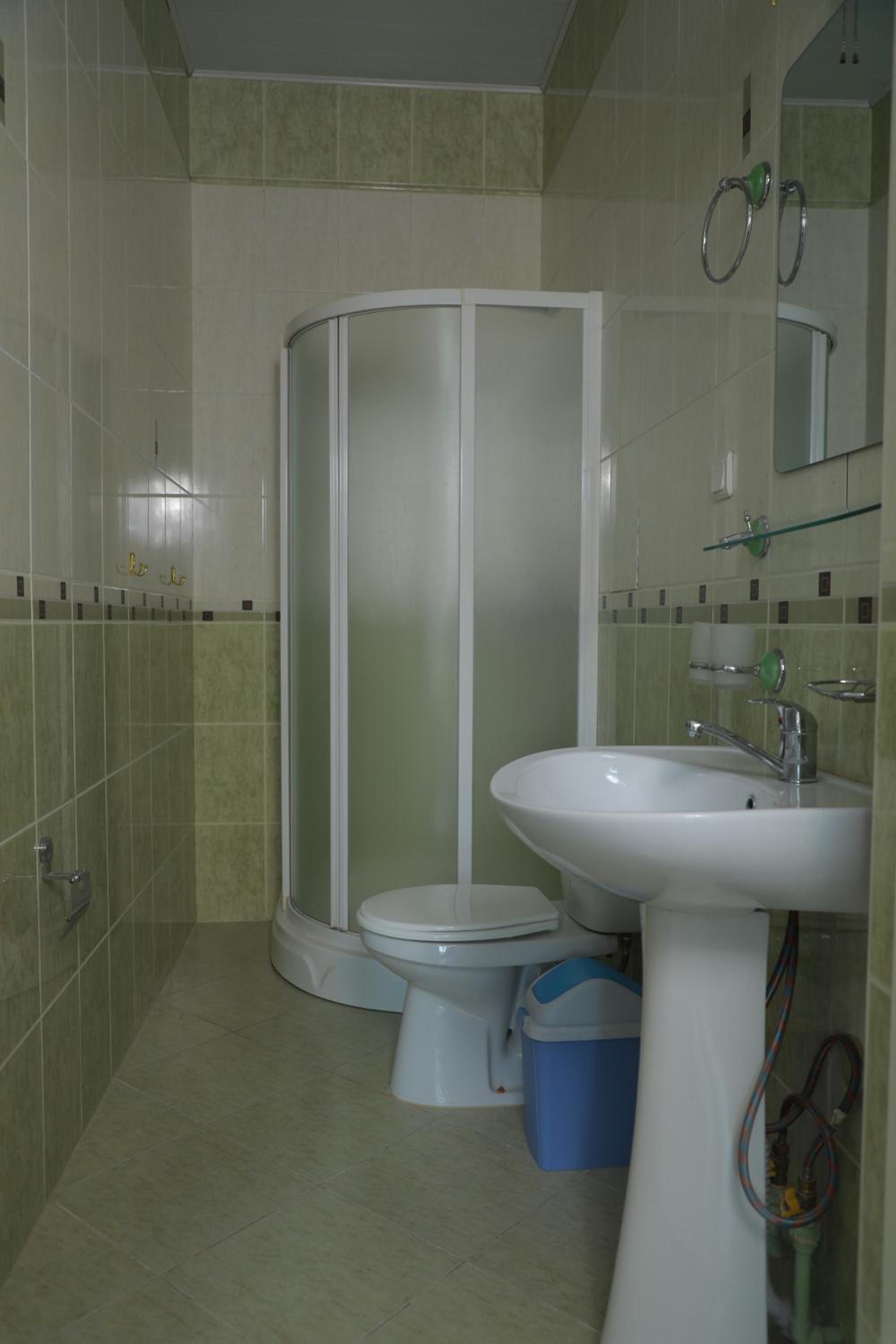 Double Room with Shared Bathroom photo 1