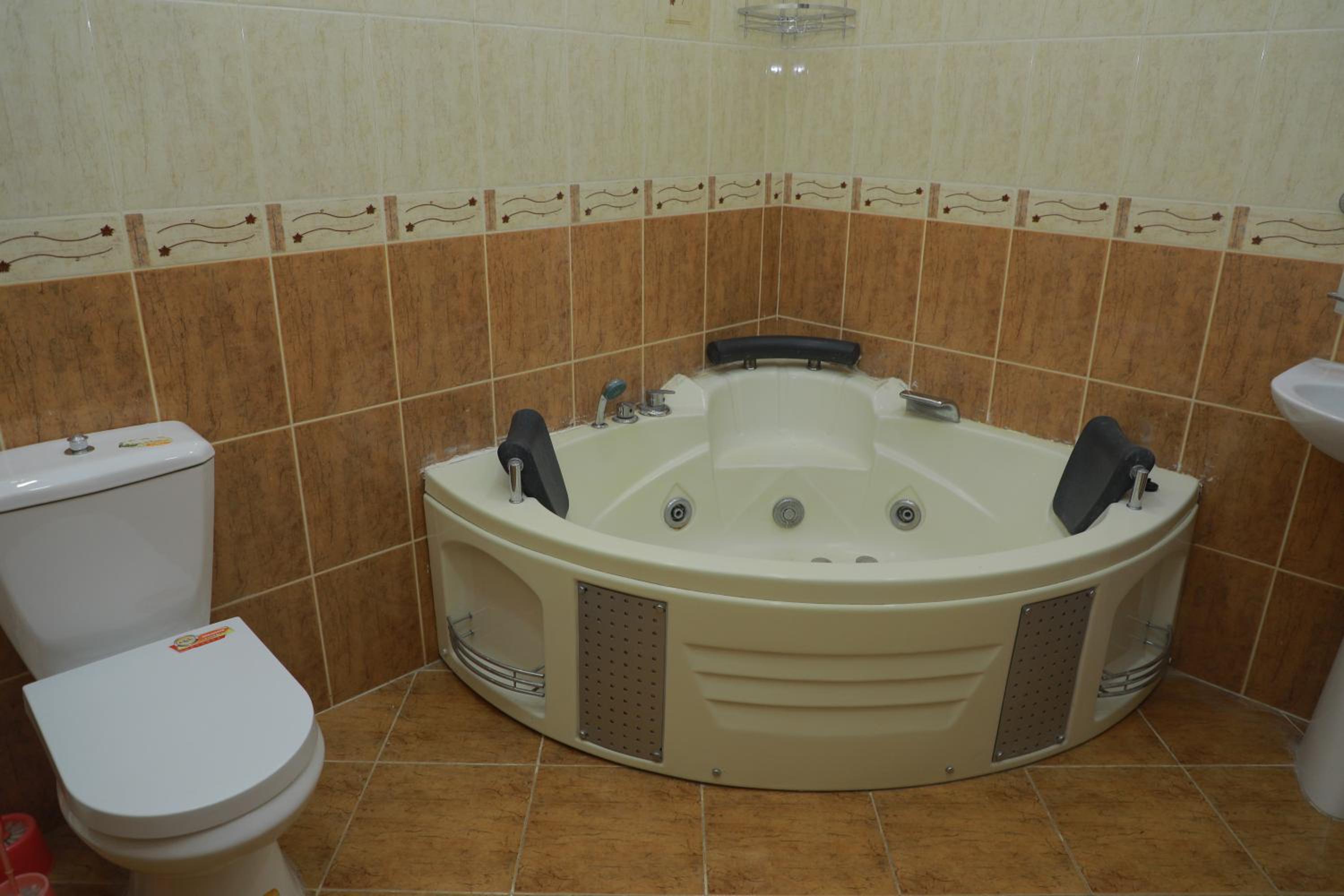 Triple Room with Private Bathroom photo 3