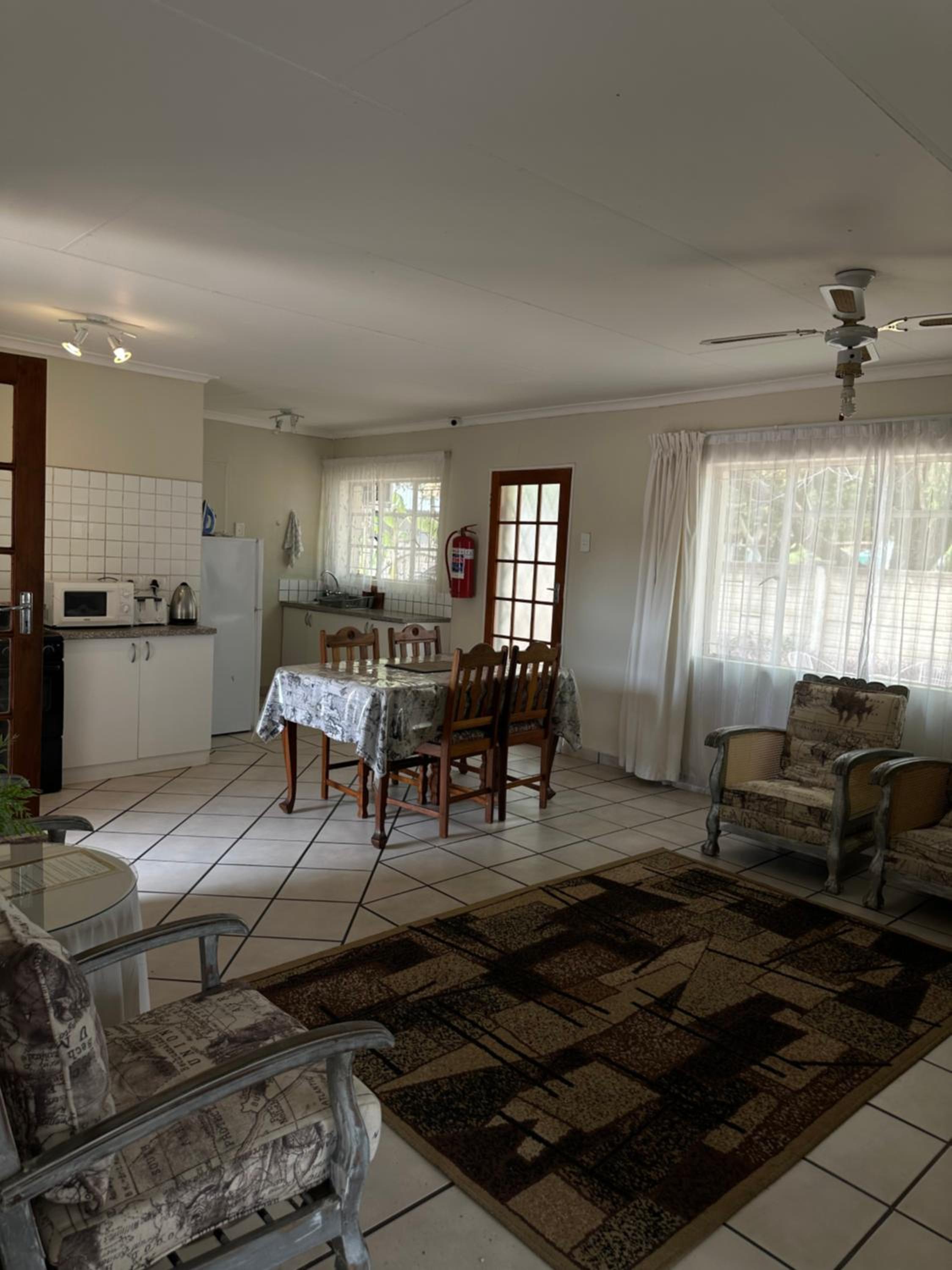 Double Room with Private Bathroom photo 2