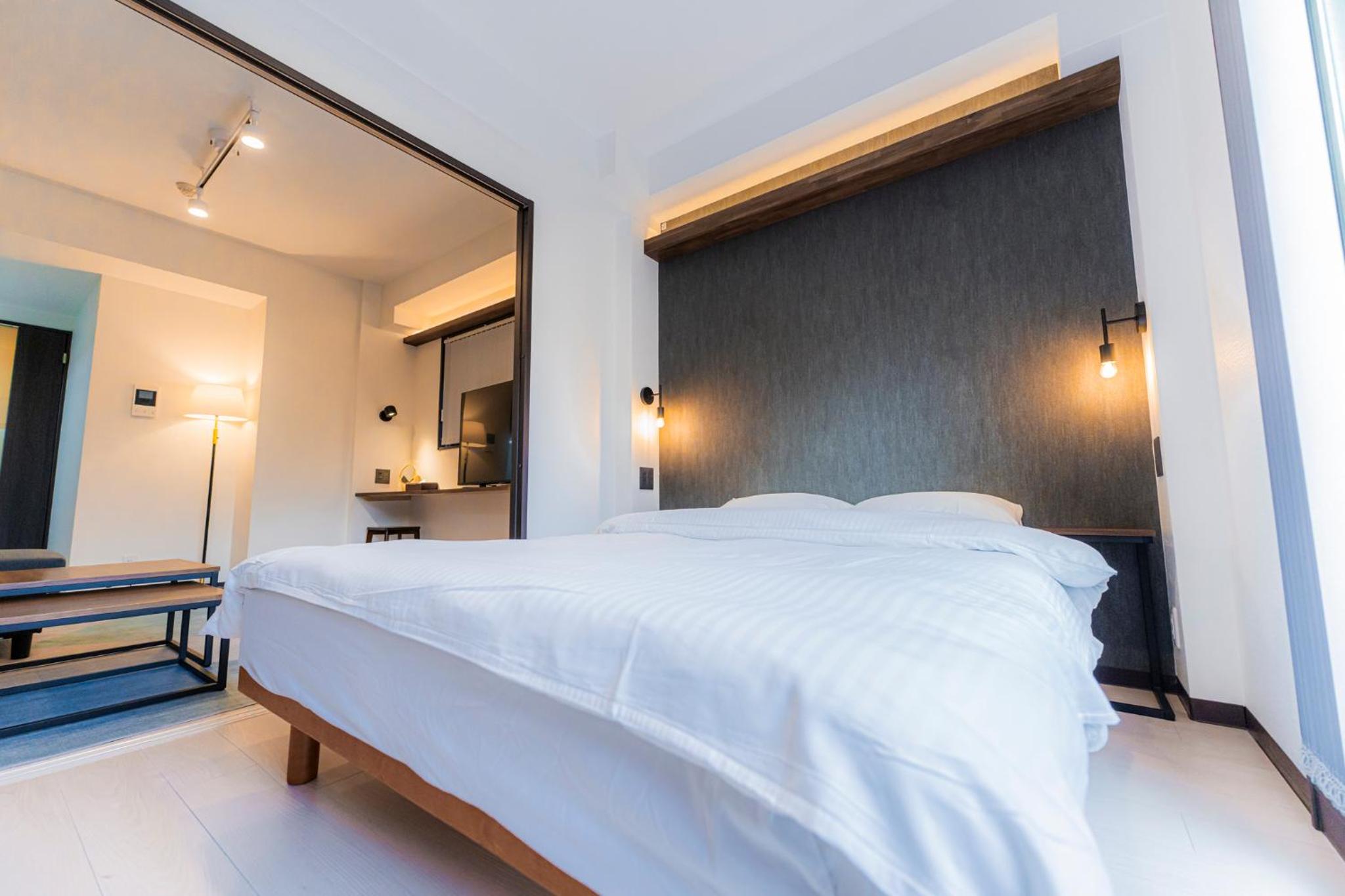 One-Bedroom Apartment with River View photo 1