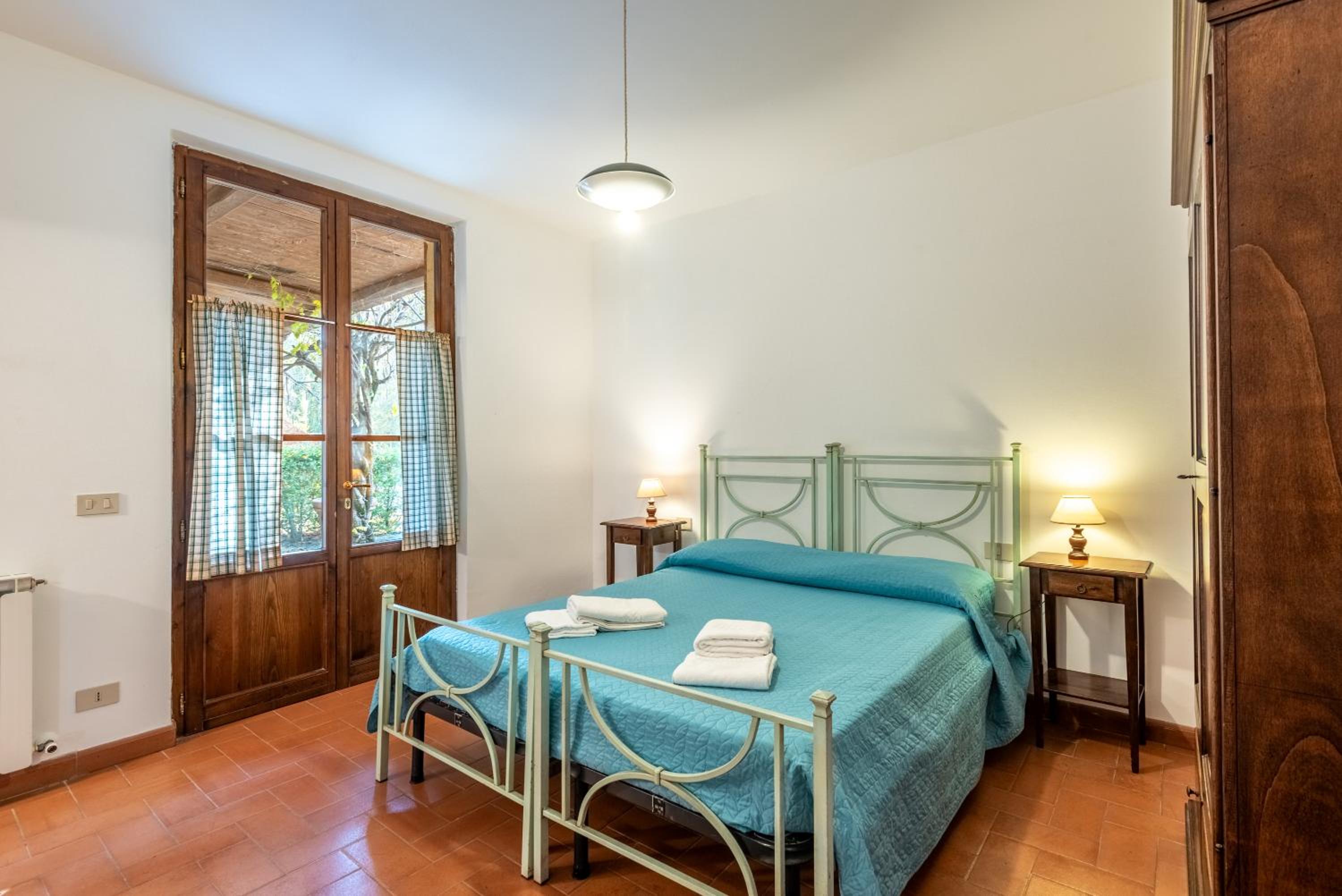 Two-Bedroom Deluxe Apartment with Garden View photo 1