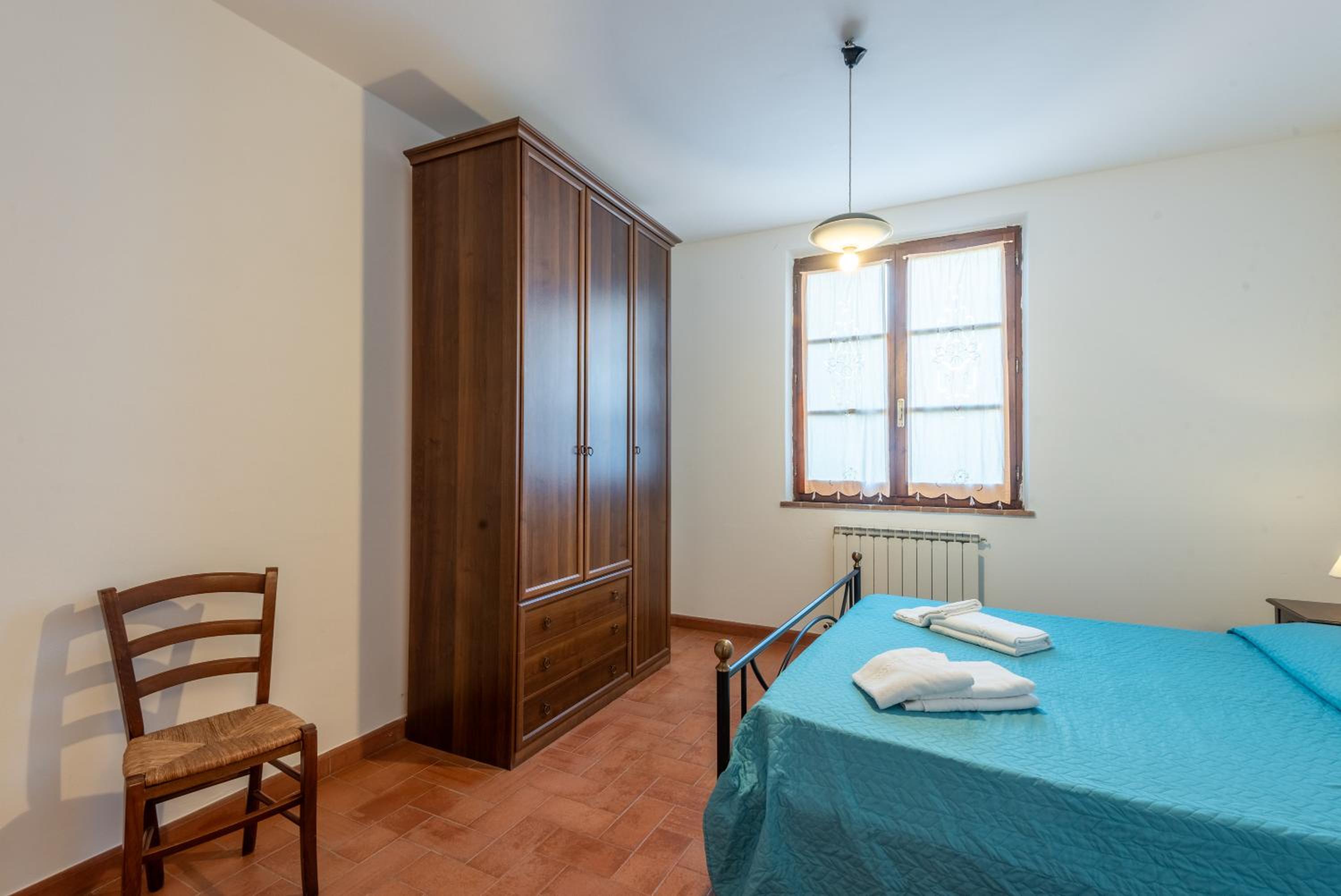 Two-Bedroom Deluxe Apartment with Garden View photo 3