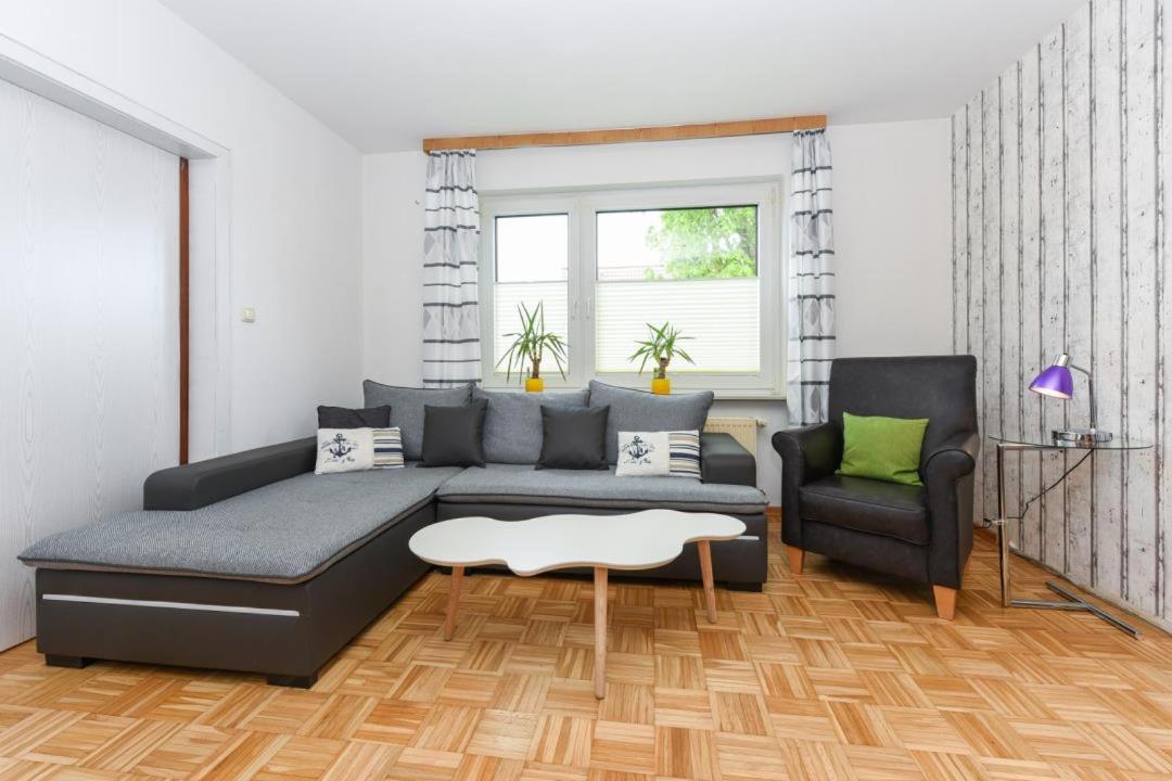 Apartment photo 2