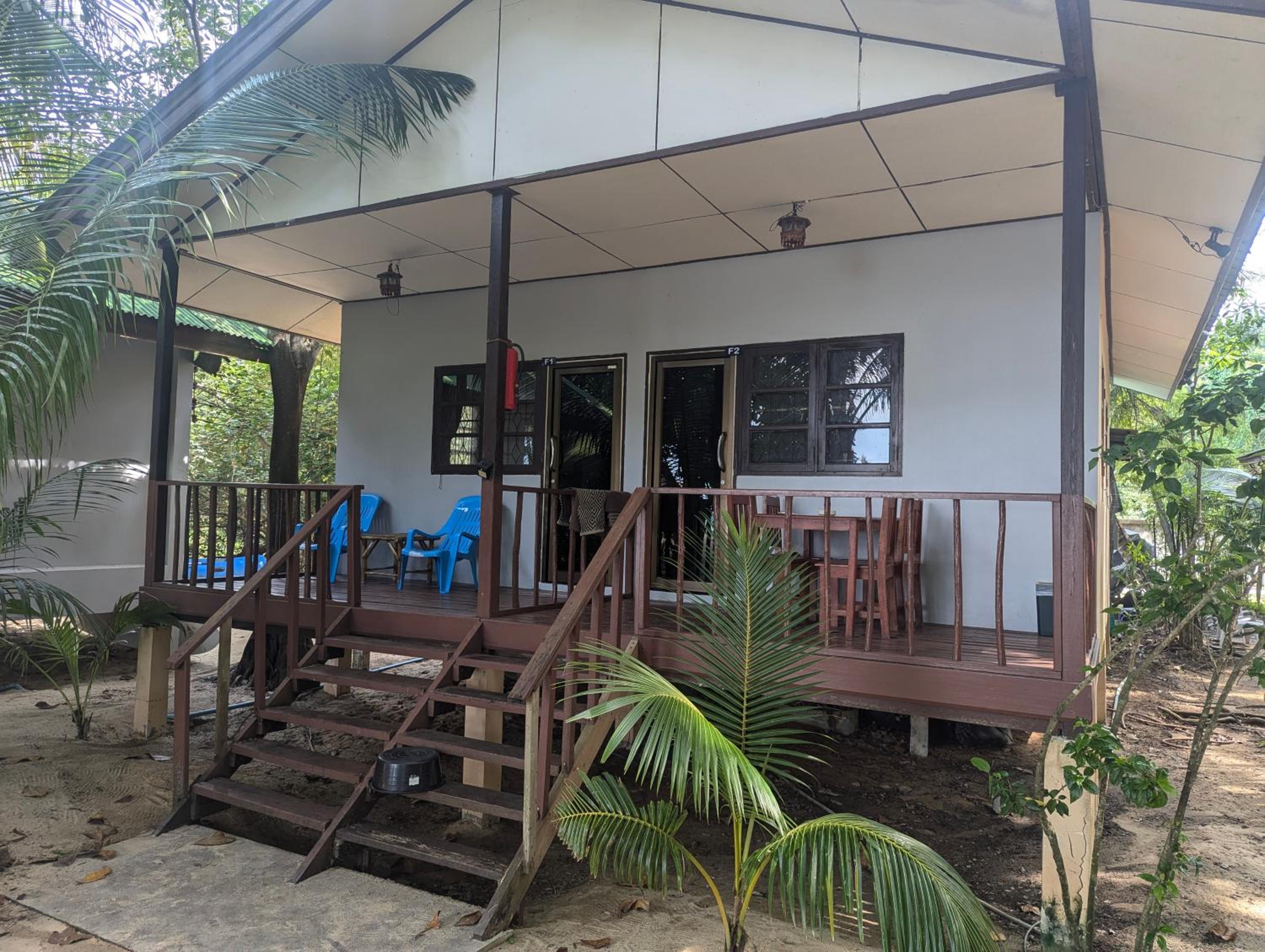 Family Bungalow photo 2