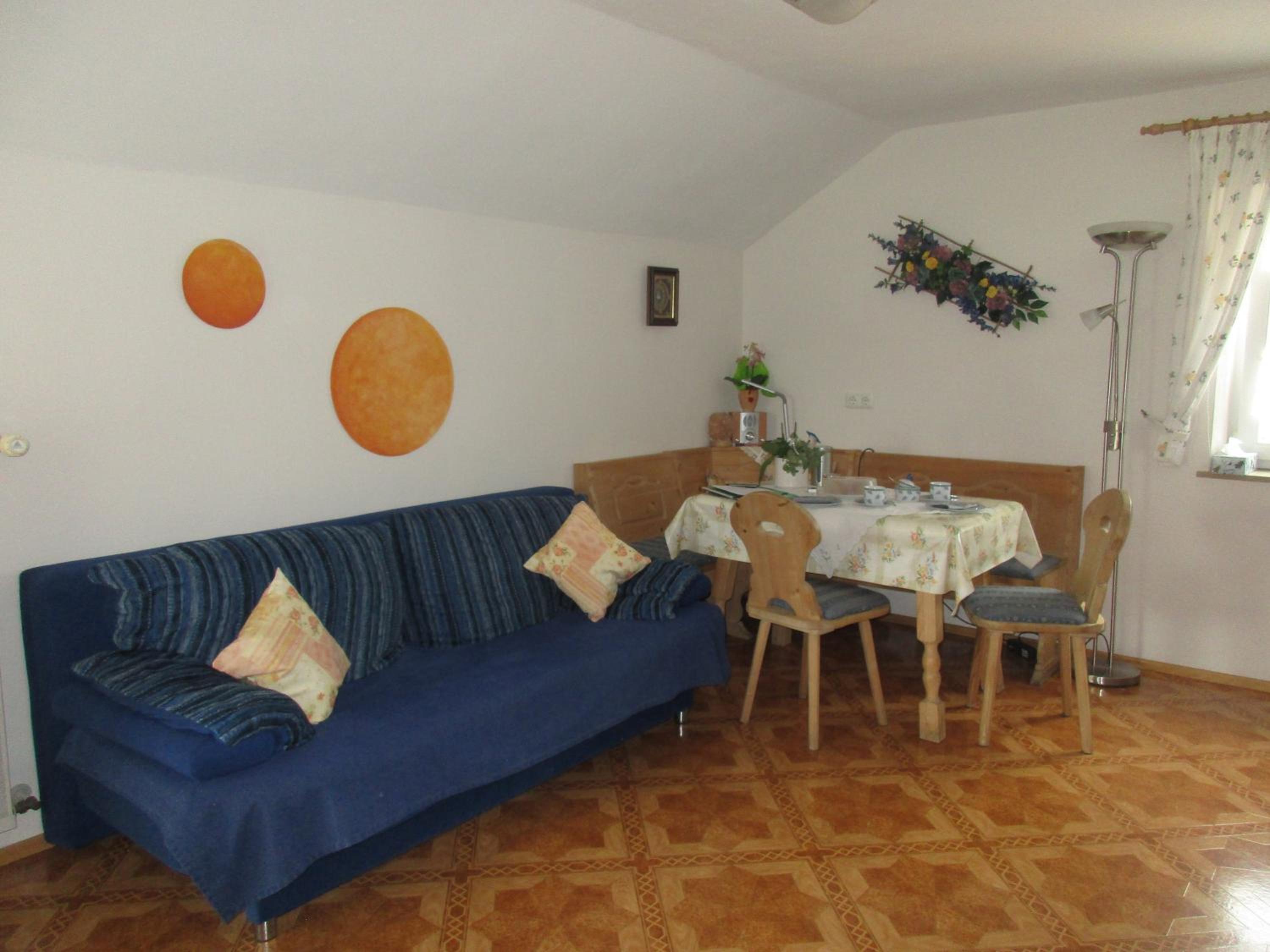Apartment photo 2