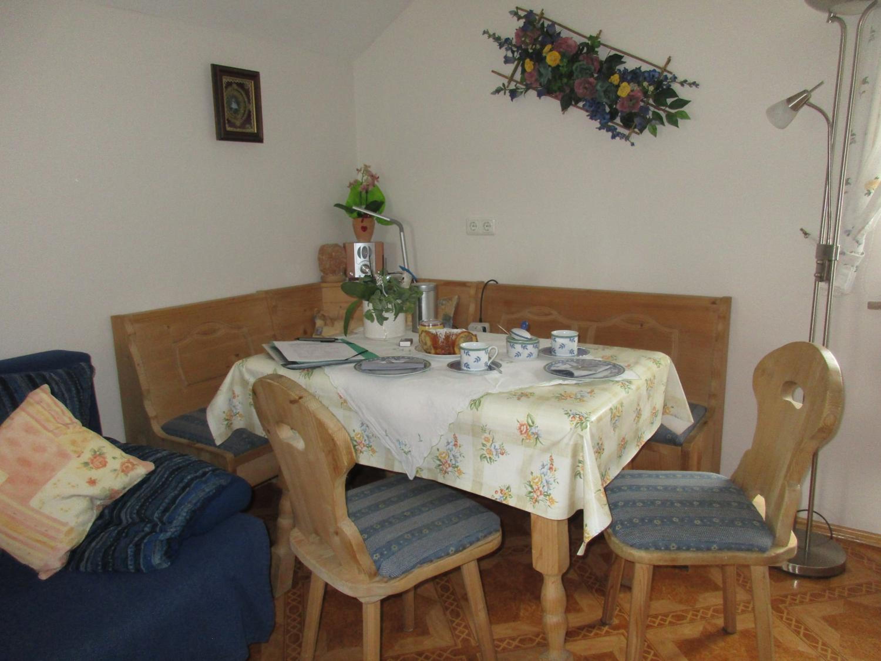 Apartment photo 3