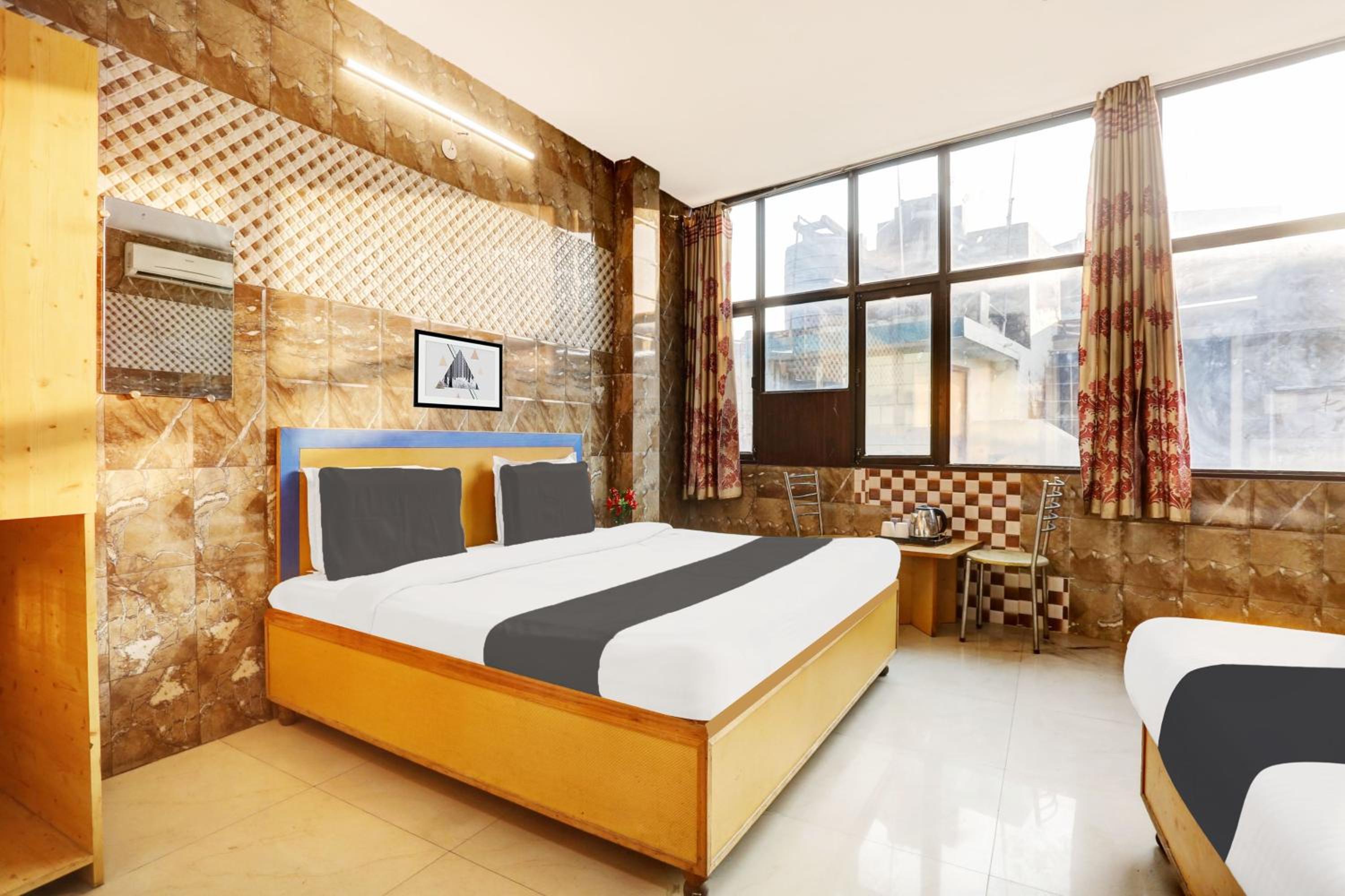 Classic Triple Room
